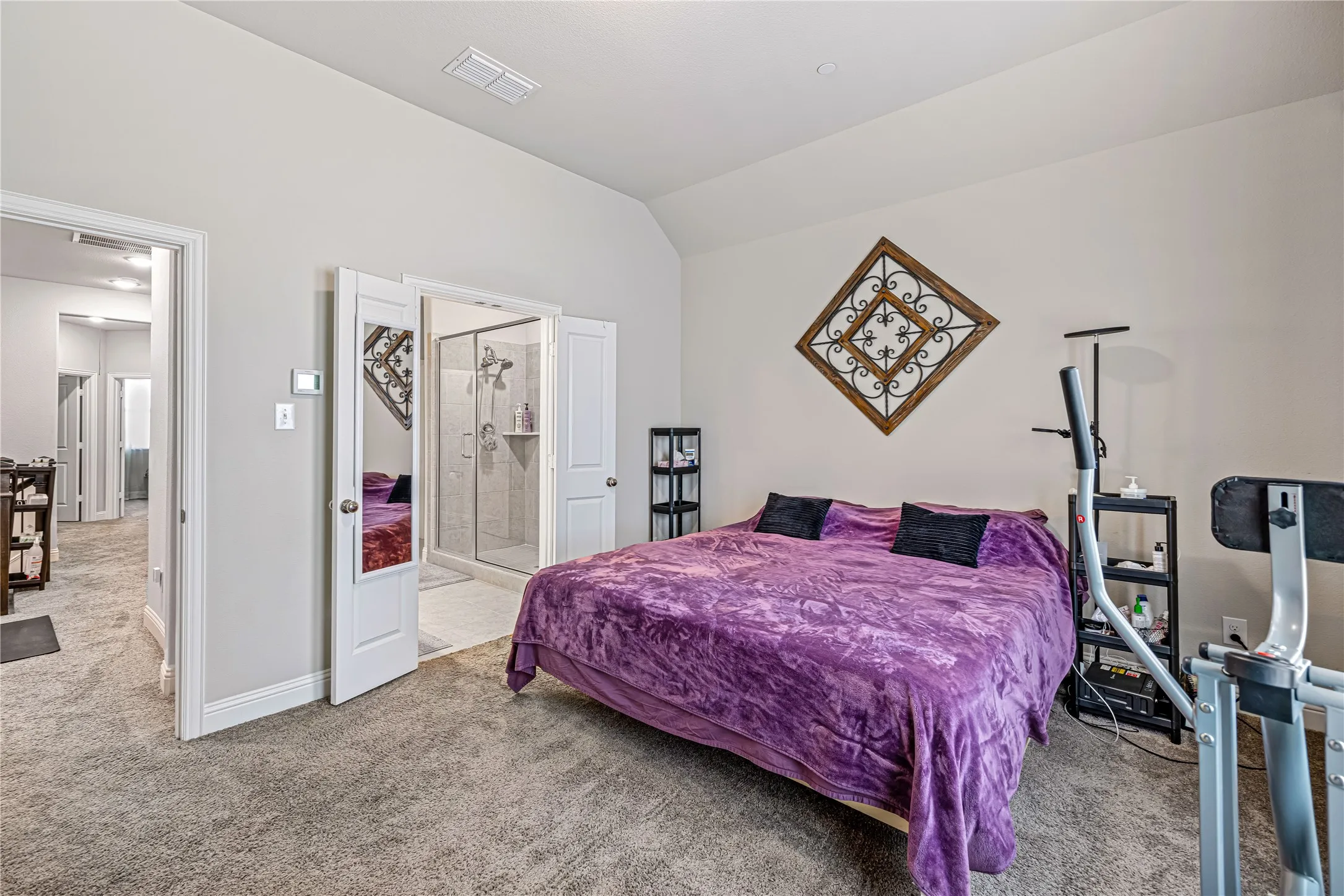 Townhouse For Rent in Dallas County , 1451 Perrin Lane, Farmers Branch, Texas 75234, 3 Bedroom, 3 Bathroom, 2 Garage spaces, 1,642 Sqft, built in 2019, mls#21408905, Real Estate Agent in Farmers Branch, Homes For Rent in Dallas county, Homes For Rent in Farmers Branch, Realtor in Farmers Branch Texas, Real Estate Brokerage Independent Realty Texas, Luminita Cordes Realtor