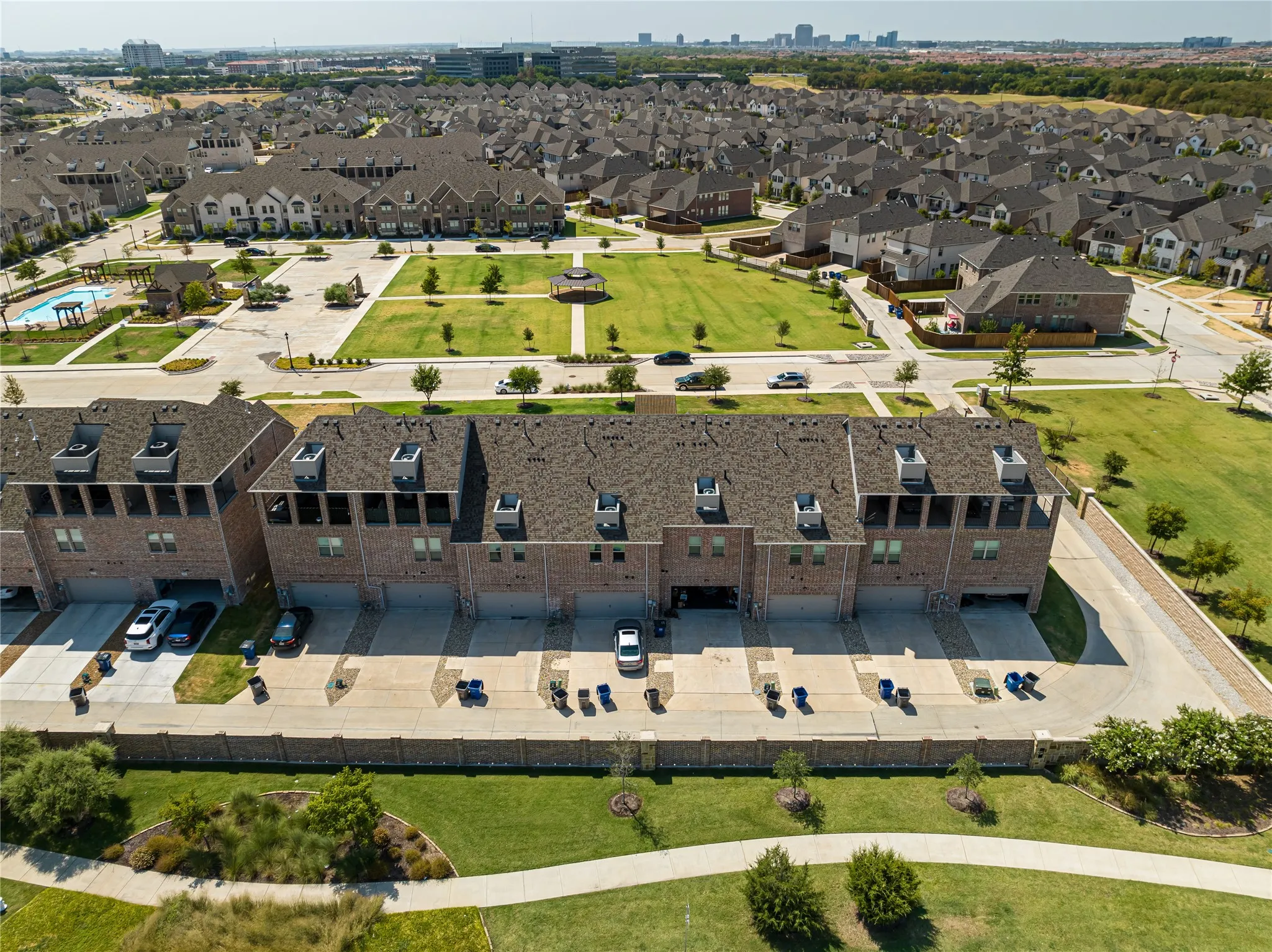 Townhouse For Rent in Dallas County , 1451 Perrin Lane, Farmers Branch, Texas 75234, 3 Bedroom, 3 Bathroom, 2 Garage spaces, 1,642 Sqft, built in 2019, mls#21408905, Real Estate Agent in Farmers Branch, Homes For Rent in Dallas county, Homes For Rent in Farmers Branch, Realtor in Farmers Branch Texas, Real Estate Brokerage Independent Realty Texas, Luminita Cordes Realtor