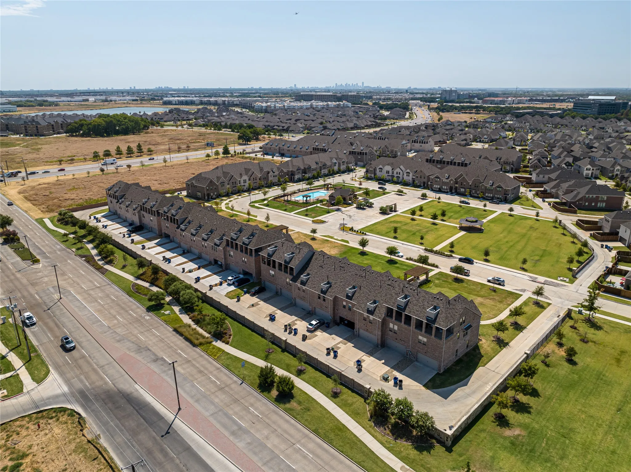 Townhouse For Rent in Dallas County , 1451 Perrin Lane, Farmers Branch, Texas 75234, 3 Bedroom, 3 Bathroom, 2 Garage spaces, 1,642 Sqft, built in 2019, mls#21408905, Real Estate Agent in Farmers Branch, Homes For Rent in Dallas county, Homes For Rent in Farmers Branch, Realtor in Farmers Branch Texas, Real Estate Brokerage Independent Realty Texas, Luminita Cordes Realtor