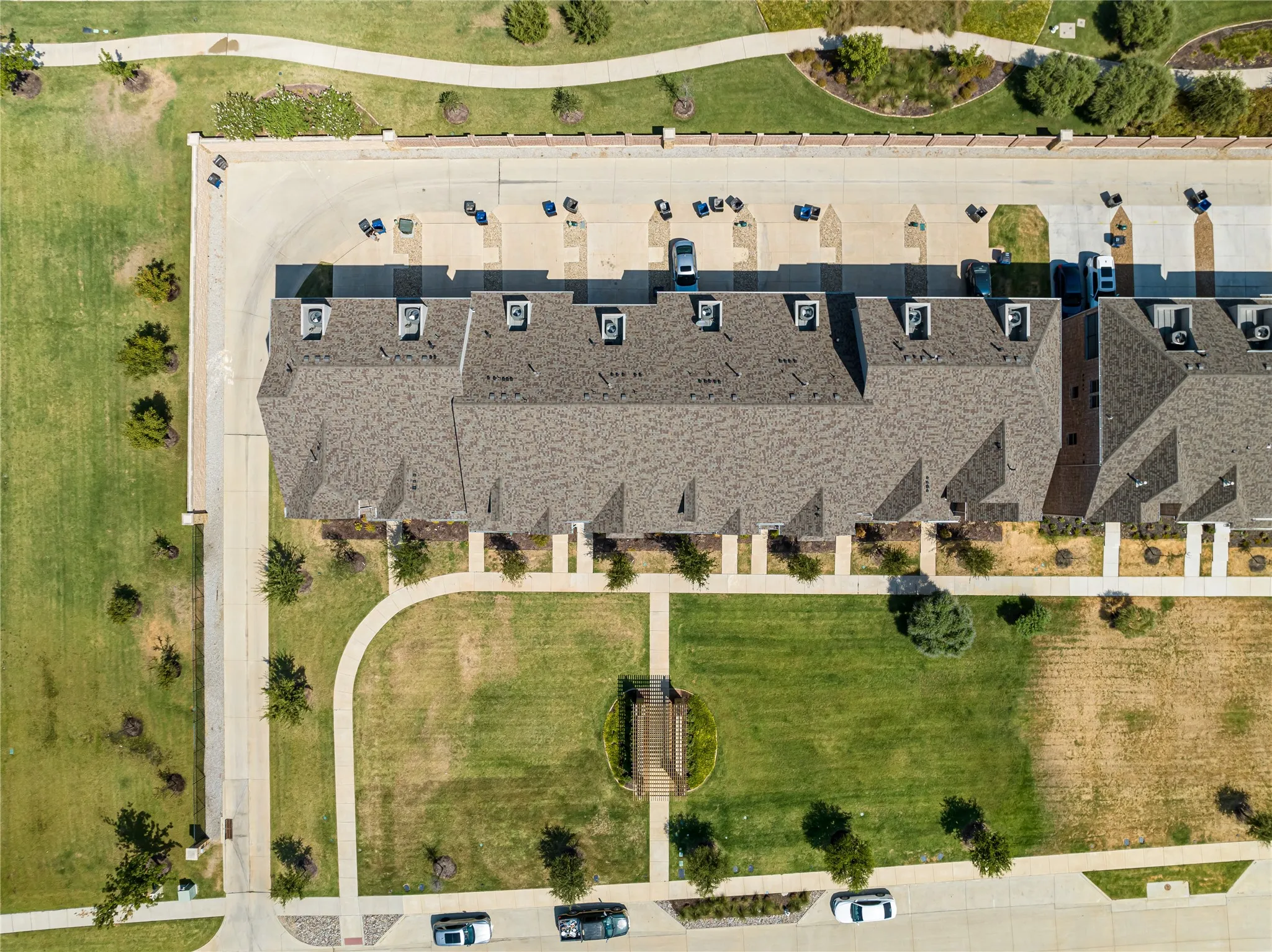 Townhouse For Rent in Dallas County , 1451 Perrin Lane, Farmers Branch, Texas 75234, 3 Bedroom, 3 Bathroom, 2 Garage spaces, 1,642 Sqft, built in 2019, mls#21408905, Real Estate Agent in Farmers Branch, Homes For Rent in Dallas county, Homes For Rent in Farmers Branch, Realtor in Farmers Branch Texas, Real Estate Brokerage Independent Realty Texas, Luminita Cordes Realtor
