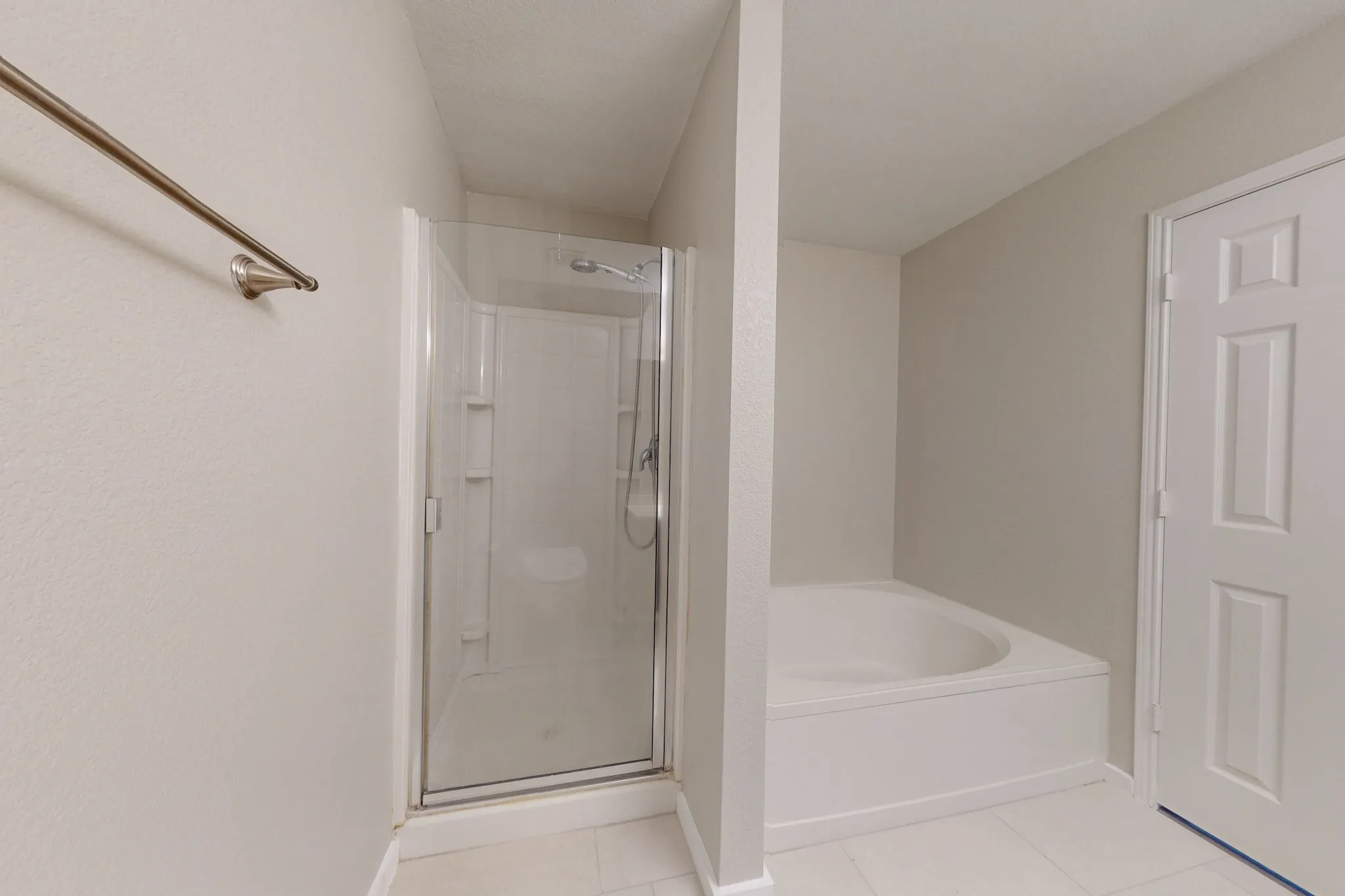 Single Family Residence For Rent in Denton County , 1449 Waterford Drive, Little Elm, Texas 75068, 4 Bedroom, 2 Bathroom, 2 Garage spaces, 1,784 Sqft, built in 2005, mls#21409156, Real Estate Agent in Little Elm, Homes For Rent in Denton county, Homes For Rent in Little Elm, Realtor in Little Elm Texas, Real Estate Brokerage Independent Realty Texas, Luminita Cordes Realtor