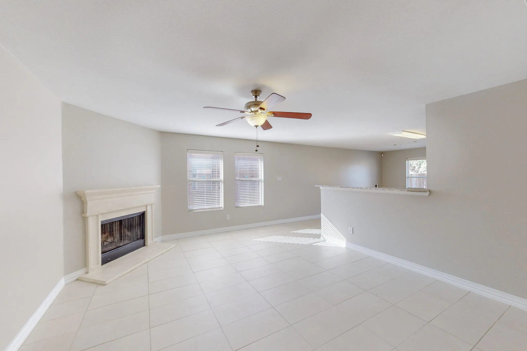 Single Family Residence For Rent in Denton County , 1449 Waterford Drive, Little Elm, Texas 75068, 4 Bedroom, 2 Bathroom, 2 Garage spaces, 1,784 Sqft, built in 2005, mls#21409156, Real Estate Agent in Little Elm, Homes For Rent in Denton county, Homes For Rent in Little Elm, Realtor in Little Elm Texas, Real Estate Brokerage Independent Realty Texas, Luminita Cordes Realtor