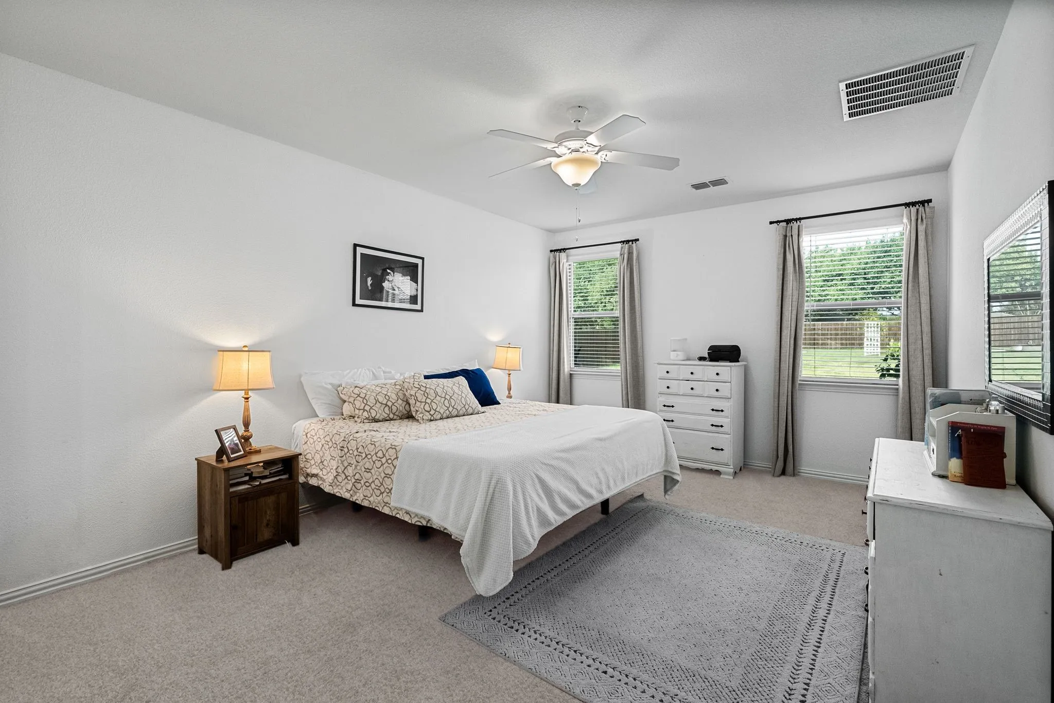 Single Family Residence For Rent in Tarrant County , 13445 Beem Trail, Fort Worth, Texas 76052, 4 Bedroom, 4 Bathroom, 2 Garage spaces, 2,702 Sqft, built in 2023, mls#21409194, Real Estate Agent in Fort Worth, Homes For Rent in Tarrant county, Homes For Rent in Fort Worth, Realtor in Fort Worth Texas, Real Estate Brokerage Independent Realty Texas, Luminita Cordes Realtor