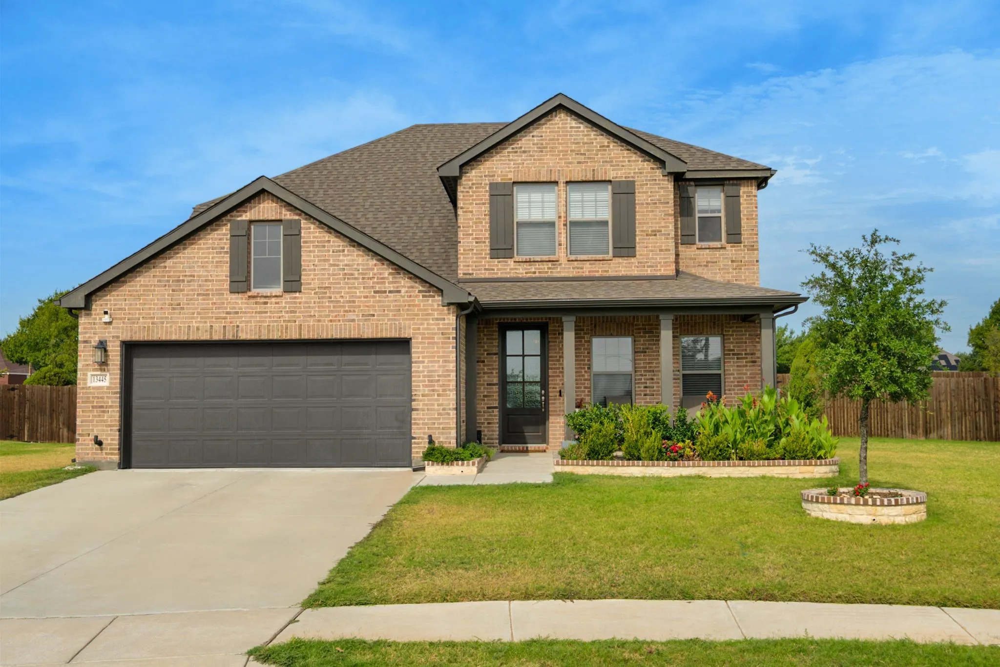 Single Family Residence For Rent