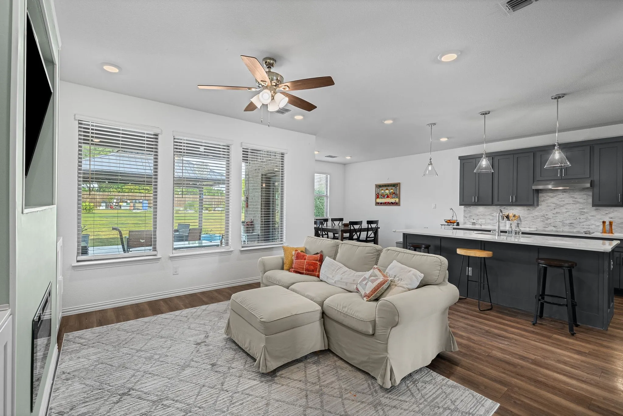 Single Family Residence For Rent in Tarrant County , 13445 Beem Trail, Fort Worth, Texas 76052, 4 Bedroom, 4 Bathroom, 2 Garage spaces, 2,702 Sqft, built in 2023, mls#21409194, Real Estate Agent in Fort Worth, Homes For Rent in Tarrant county, Homes For Rent in Fort Worth, Realtor in Fort Worth Texas, Real Estate Brokerage Independent Realty Texas, Luminita Cordes Realtor
