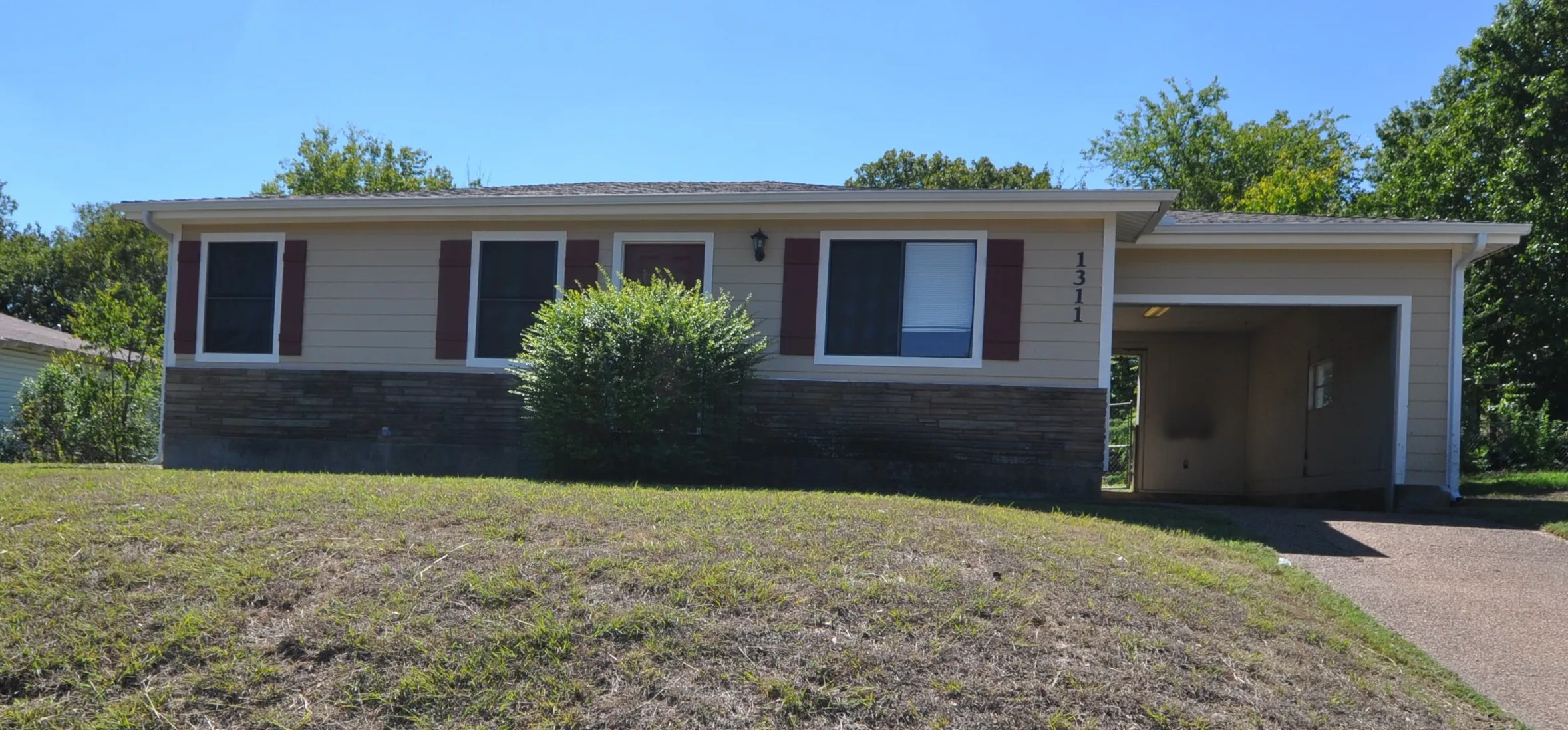 Single Family Residence For Sale