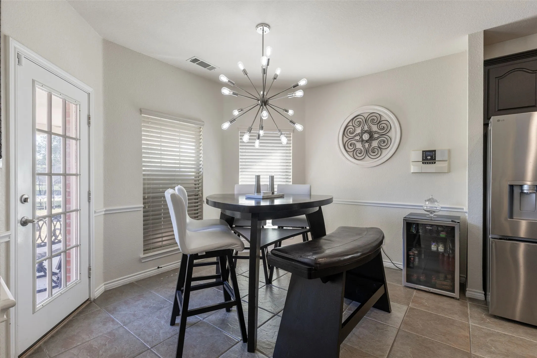 Single Family Residence For Sale in Dallas County , 10206 Broadmoor Lane, Rowlett, Texas 75089, 5 Bedroom, 4 Bathroom, 3 Garage spaces, 4,074 Sqft, built in 2005, mls#21409131, Real Estate Agent in Rowlett, Homes For Sale in Dallas county, Homes For Sale in Rowlett, Realtor in Rowlett Texas, Real Estate Brokerage Independent Realty Texas, Luminita Cordes Realtor