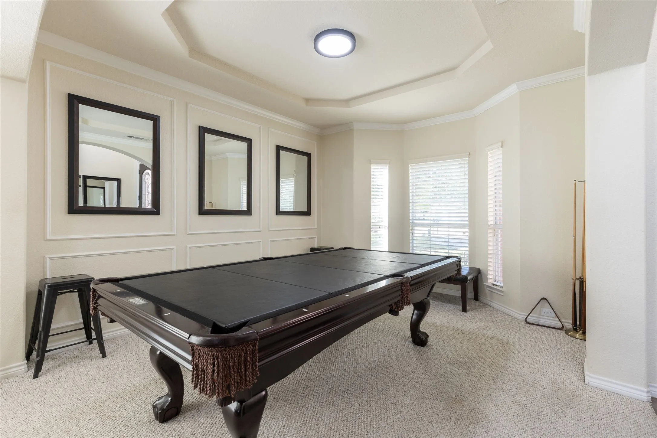 Single Family Residence For Sale in Dallas County , 10206 Broadmoor Lane, Rowlett, Texas 75089, 5 Bedroom, 4 Bathroom, 3 Garage spaces, 4,074 Sqft, built in 2005, mls#21409131, Real Estate Agent in Rowlett, Homes For Sale in Dallas county, Homes For Sale in Rowlett, Realtor in Rowlett Texas, Real Estate Brokerage Independent Realty Texas, Luminita Cordes Realtor