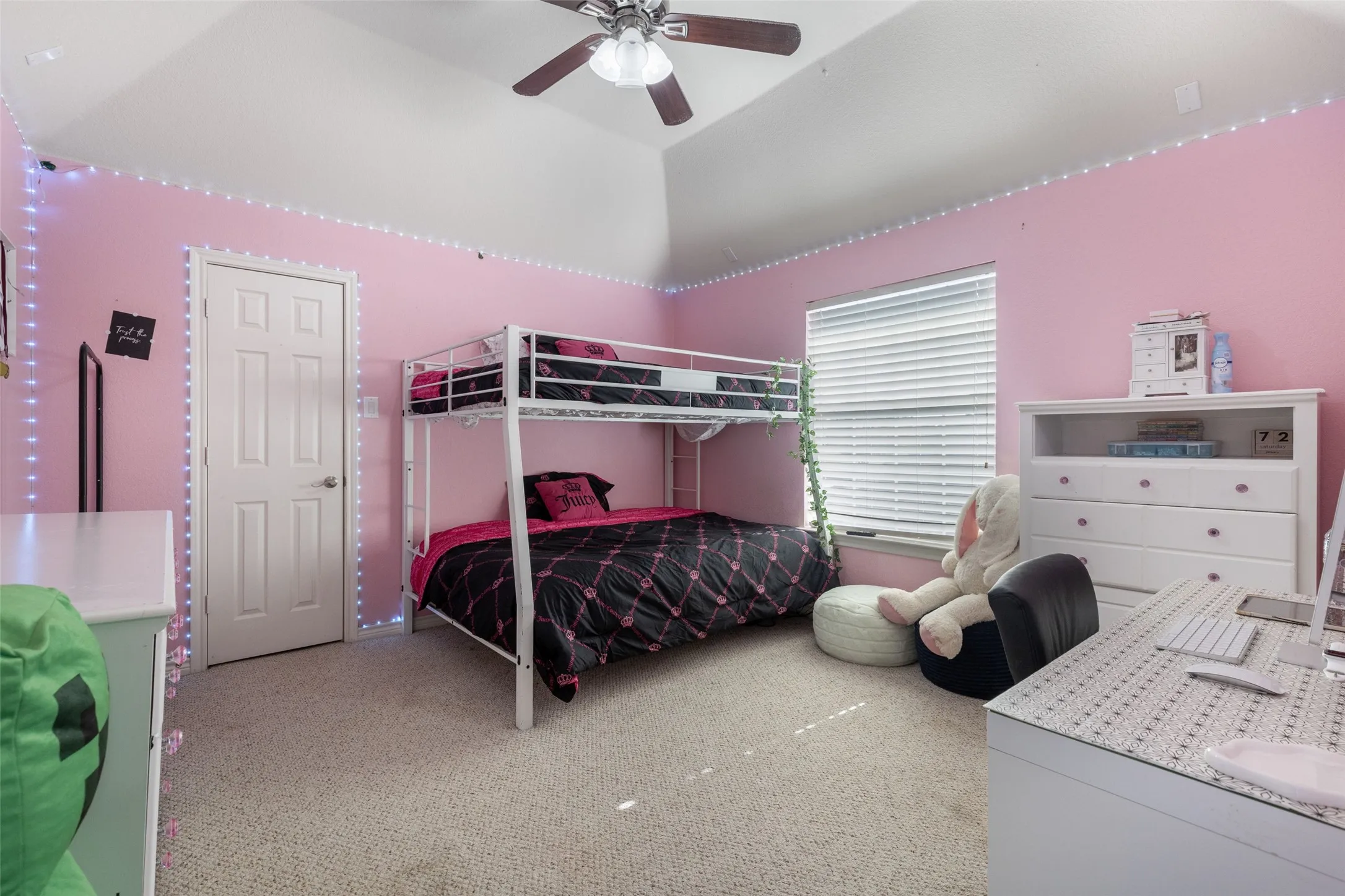 Single Family Residence For Sale in Dallas County , 10206 Broadmoor Lane, Rowlett, Texas 75089, 5 Bedroom, 4 Bathroom, 3 Garage spaces, 4,074 Sqft, built in 2005, mls#21409131, Real Estate Agent in Rowlett, Homes For Sale in Dallas county, Homes For Sale in Rowlett, Realtor in Rowlett Texas, Real Estate Brokerage Independent Realty Texas, Luminita Cordes Realtor