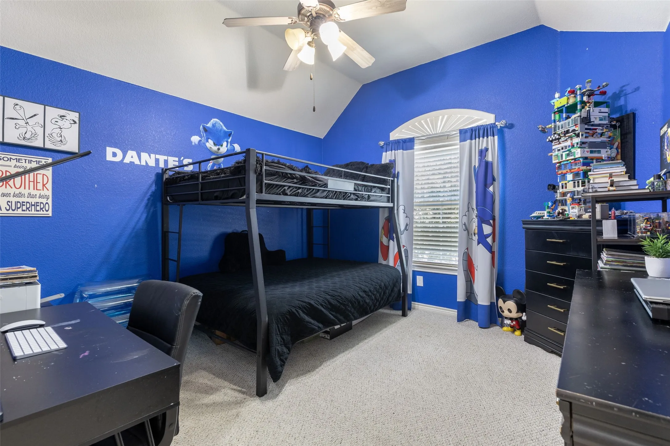 Single Family Residence For Sale in Dallas County , 10206 Broadmoor Lane, Rowlett, Texas 75089, 5 Bedroom, 4 Bathroom, 3 Garage spaces, 4,074 Sqft, built in 2005, mls#21409131, Real Estate Agent in Rowlett, Homes For Sale in Dallas county, Homes For Sale in Rowlett, Realtor in Rowlett Texas, Real Estate Brokerage Independent Realty Texas, Luminita Cordes Realtor