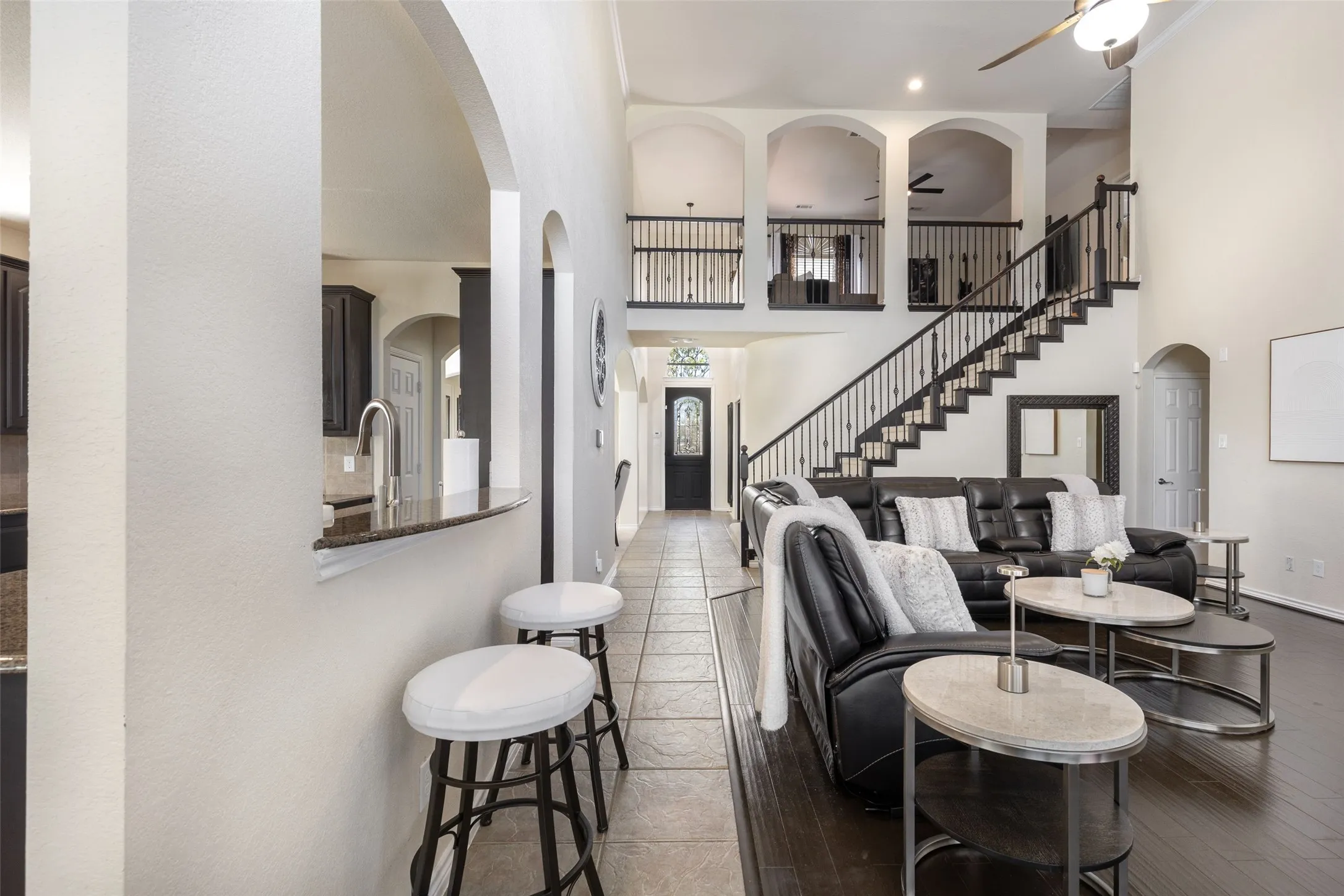 Single Family Residence For Sale in Dallas County , 10206 Broadmoor Lane, Rowlett, Texas 75089, 5 Bedroom, 4 Bathroom, 3 Garage spaces, 4,074 Sqft, built in 2005, mls#21409131, Real Estate Agent in Rowlett, Homes For Sale in Dallas county, Homes For Sale in Rowlett, Realtor in Rowlett Texas, Real Estate Brokerage Independent Realty Texas, Luminita Cordes Realtor