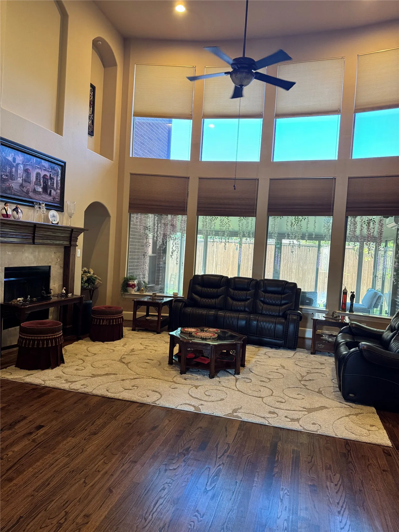 Single Family Residence For Rent in Collin County , 1209 Avondale Drive, Murphy, Texas 75094, 5 Bedroom, 5 Bathroom, 2 Garage spaces, 5,012 Sqft, built in 2009, mls#21394125, Real Estate Agent in Murphy, Homes For Rent in Collin county, Homes For Rent in Murphy, Realtor in Murphy Texas, Real Estate Brokerage Independent Realty Texas, Luminita Cordes Realtor