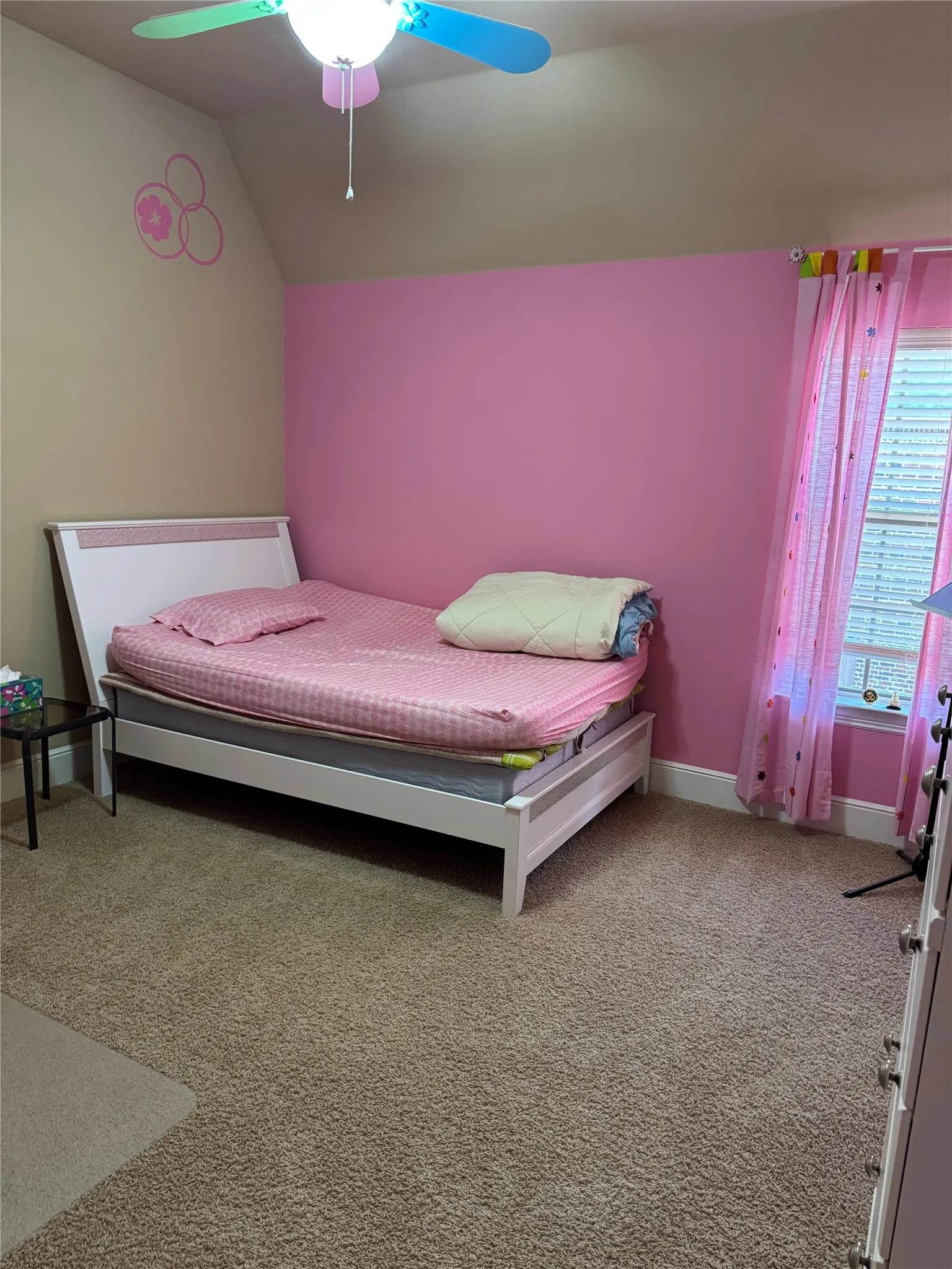 Single Family Residence For Rent in Collin County , 1209 Avondale Drive, Murphy, Texas 75094, 5 Bedroom, 5 Bathroom, 2 Garage spaces, 5,012 Sqft, built in 2009, mls#21394125, Real Estate Agent in Murphy, Homes For Rent in Collin county, Homes For Rent in Murphy, Realtor in Murphy Texas, Real Estate Brokerage Independent Realty Texas, Luminita Cordes Realtor