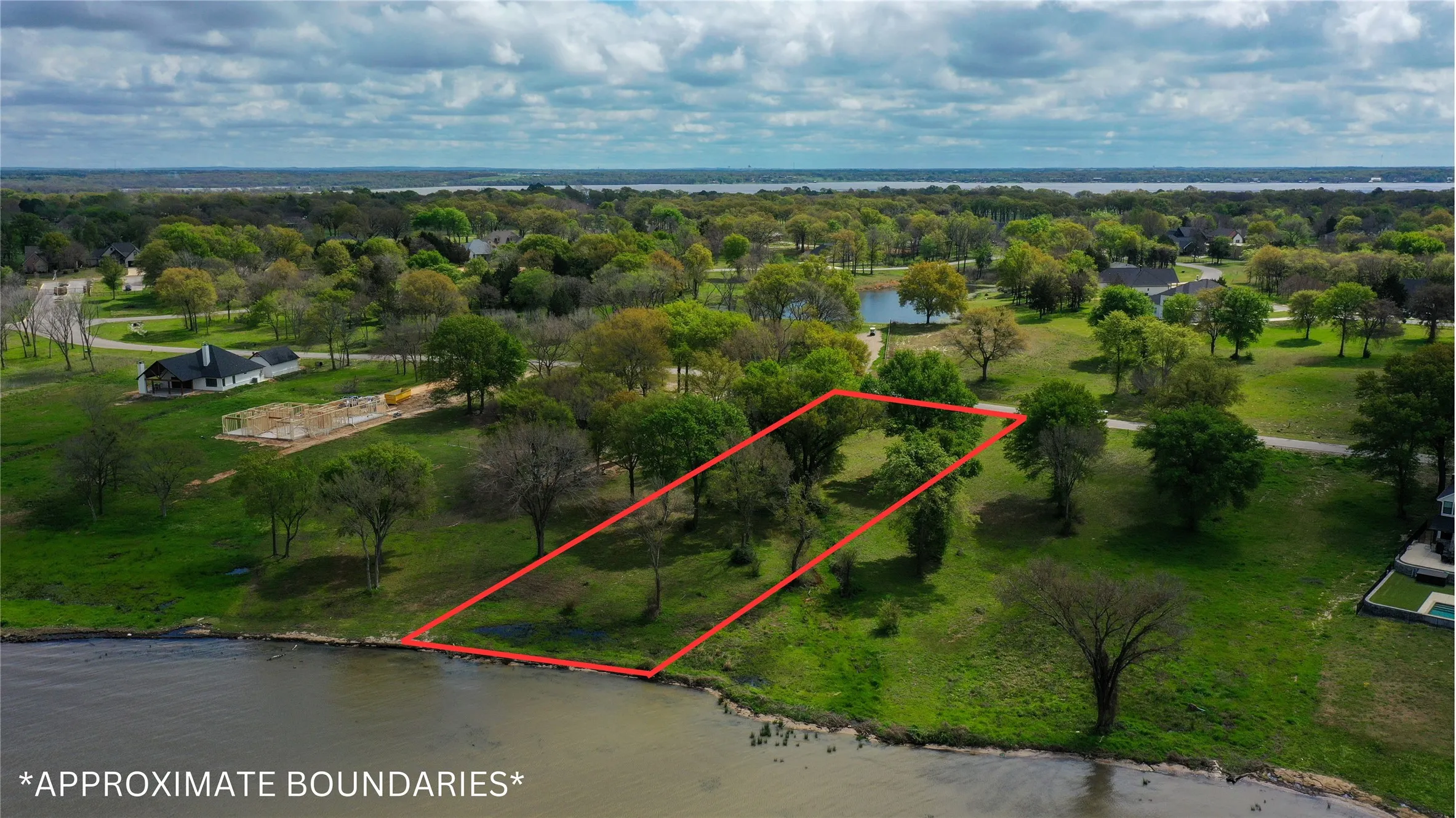 Unimproved Land For Sale in Kaufman County , 1520 Shoreline Drive, Mabank, Texas 75143, 0, 0, Garage spaces, 0 Sqft, built in 0, mls#21406991, Real Estate Agent in Mabank, Homes For Sale in Kaufman county, Homes For Sale in Mabank, Realtor in Mabank Texas, Real Estate Brokerage Independent Realty Texas, Luminita Cordes Realtor