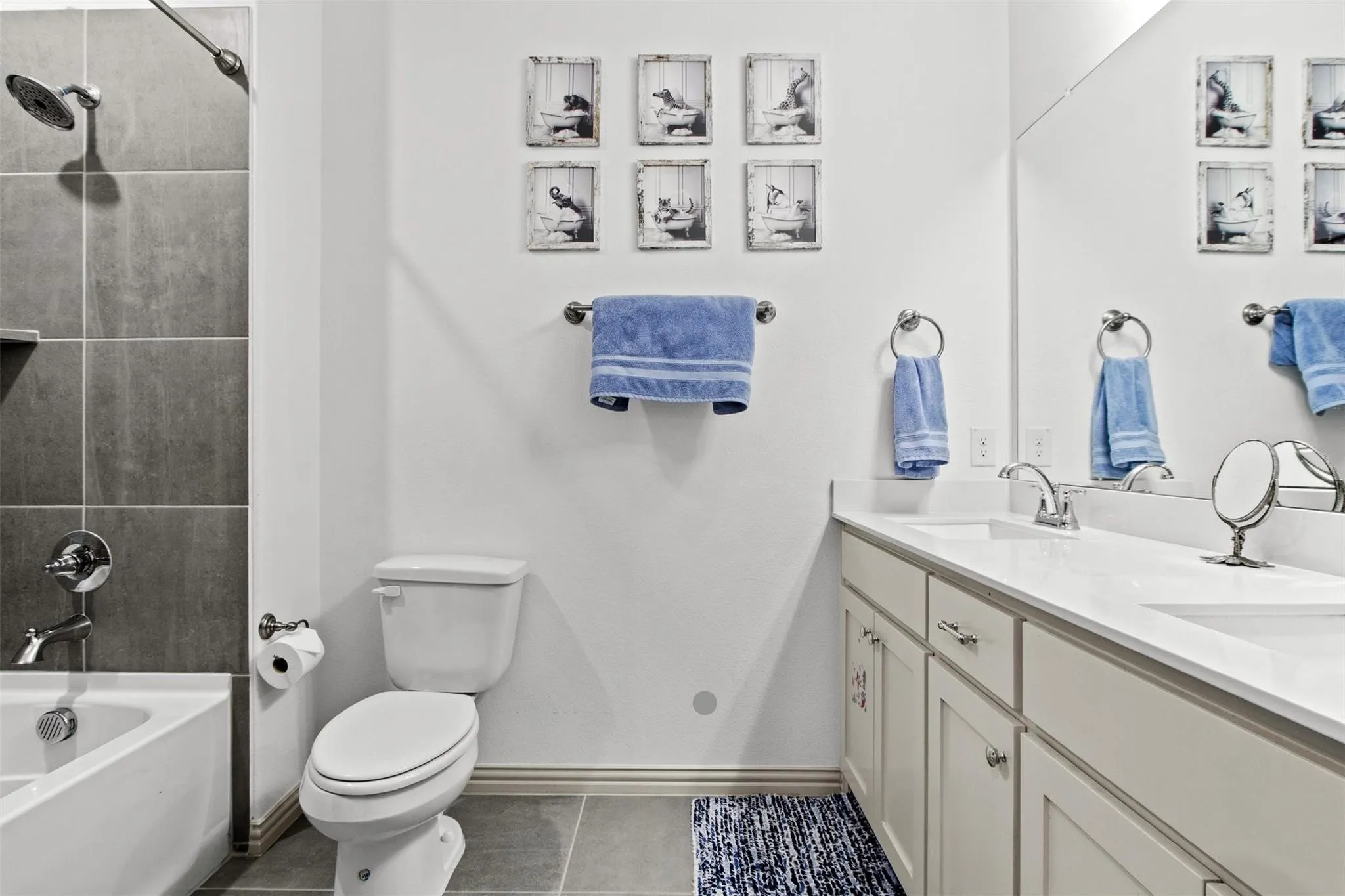 Single Family Residence For Rent in Collin County , 7265 Sacaton Trail, Frisco, Texas 75033, 3 Bedroom, 3 Bathroom, 2 Garage spaces, 1,937 Sqft, built in 2021, mls#21409203, Real Estate Agent in Frisco, Homes For Rent in Collin county, Homes For Rent in Frisco, Realtor in Frisco Texas, Real Estate Brokerage Independent Realty Texas, Luminita Cordes Realtor