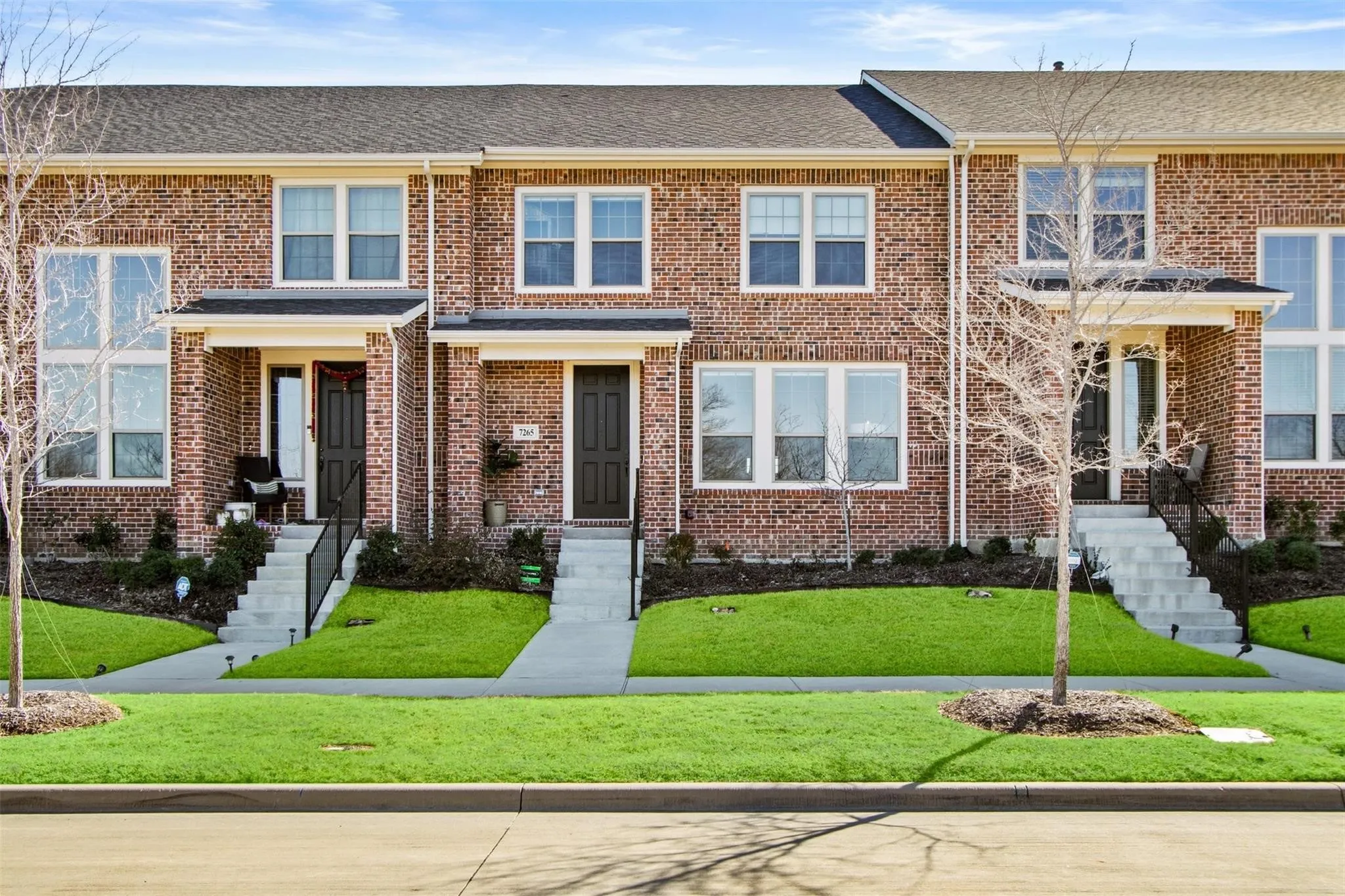 Single Family Residence For Rent