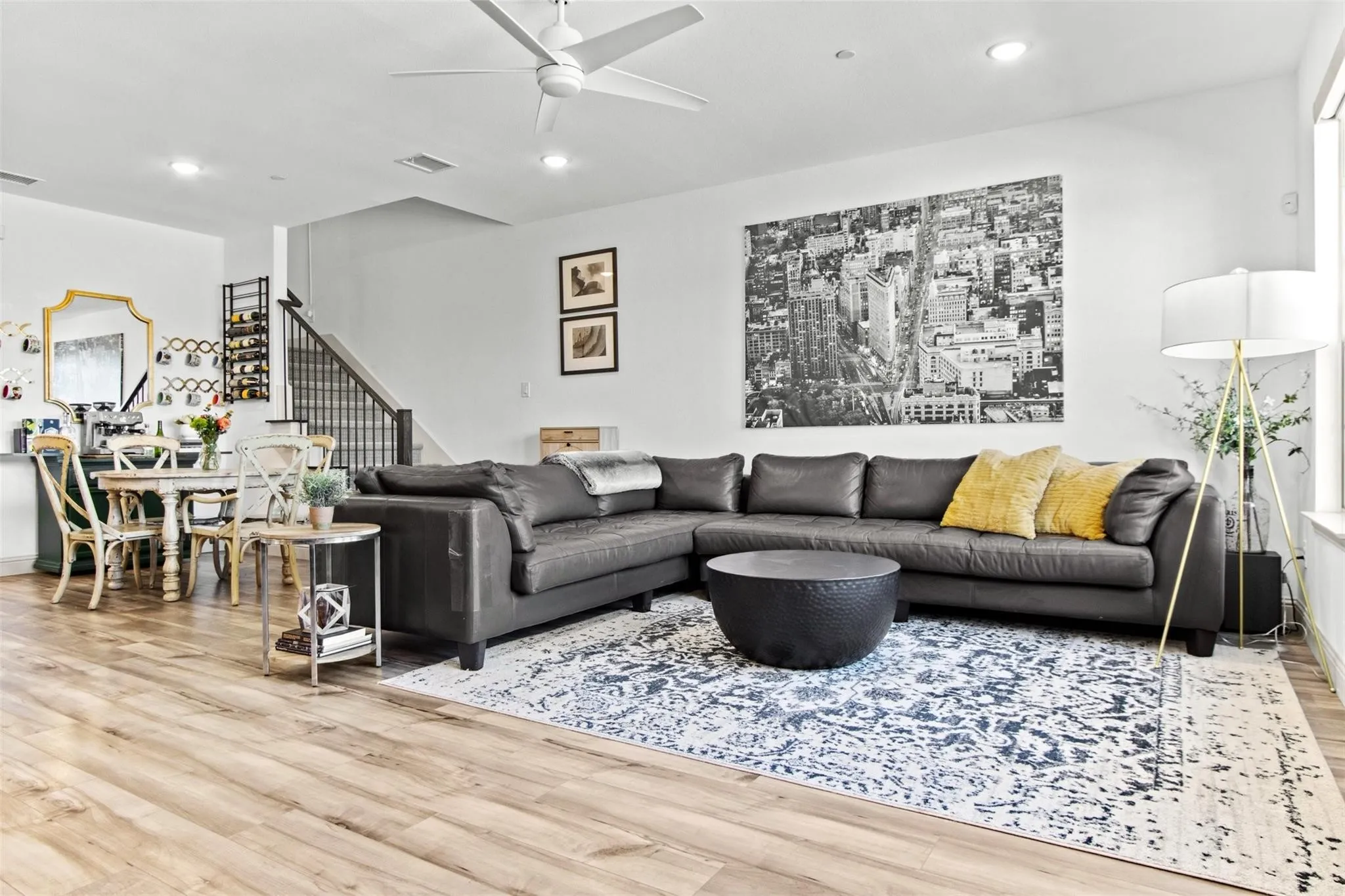 Single Family Residence For Rent in Collin County , 7265 Sacaton Trail, Frisco, Texas 75033, 3 Bedroom, 3 Bathroom, 2 Garage spaces, 1,937 Sqft, built in 2021, mls#21409203, Real Estate Agent in Frisco, Homes For Rent in Collin county, Homes For Rent in Frisco, Realtor in Frisco Texas, Real Estate Brokerage Independent Realty Texas, Luminita Cordes Realtor