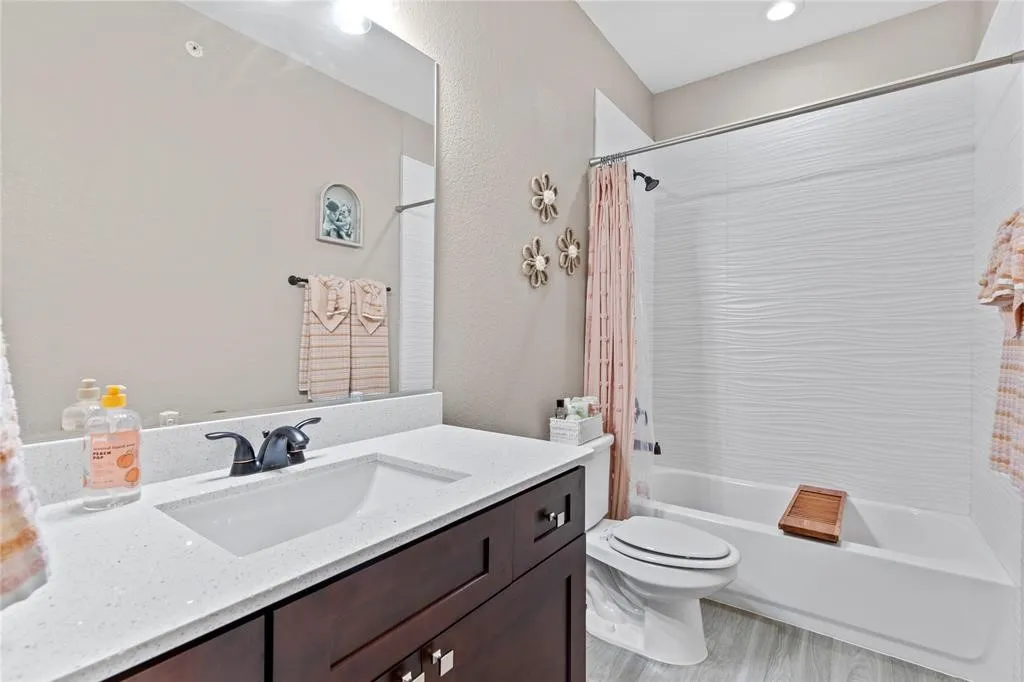 Townhouse For Sale in Collin County , 1009 Debby Court, Wylie, Texas 75098, 3 Bedroom, 3 Bathroom, 2 Garage spaces, 1,956 Sqft, built in 2022, mls#21409208, Real Estate Agent in Wylie, Homes For Sale in Collin county, Homes For Sale in Wylie, Realtor in Wylie Texas, Real Estate Brokerage Independent Realty Texas, Luminita Cordes Realtor