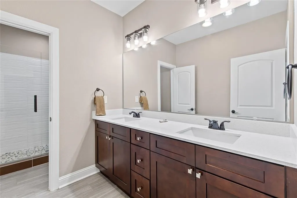 Townhouse For Sale in Collin County , 1009 Debby Court, Wylie, Texas 75098, 3 Bedroom, 3 Bathroom, 2 Garage spaces, 1,956 Sqft, built in 2022, mls#21409208, Real Estate Agent in Wylie, Homes For Sale in Collin county, Homes For Sale in Wylie, Realtor in Wylie Texas, Real Estate Brokerage Independent Realty Texas, Luminita Cordes Realtor