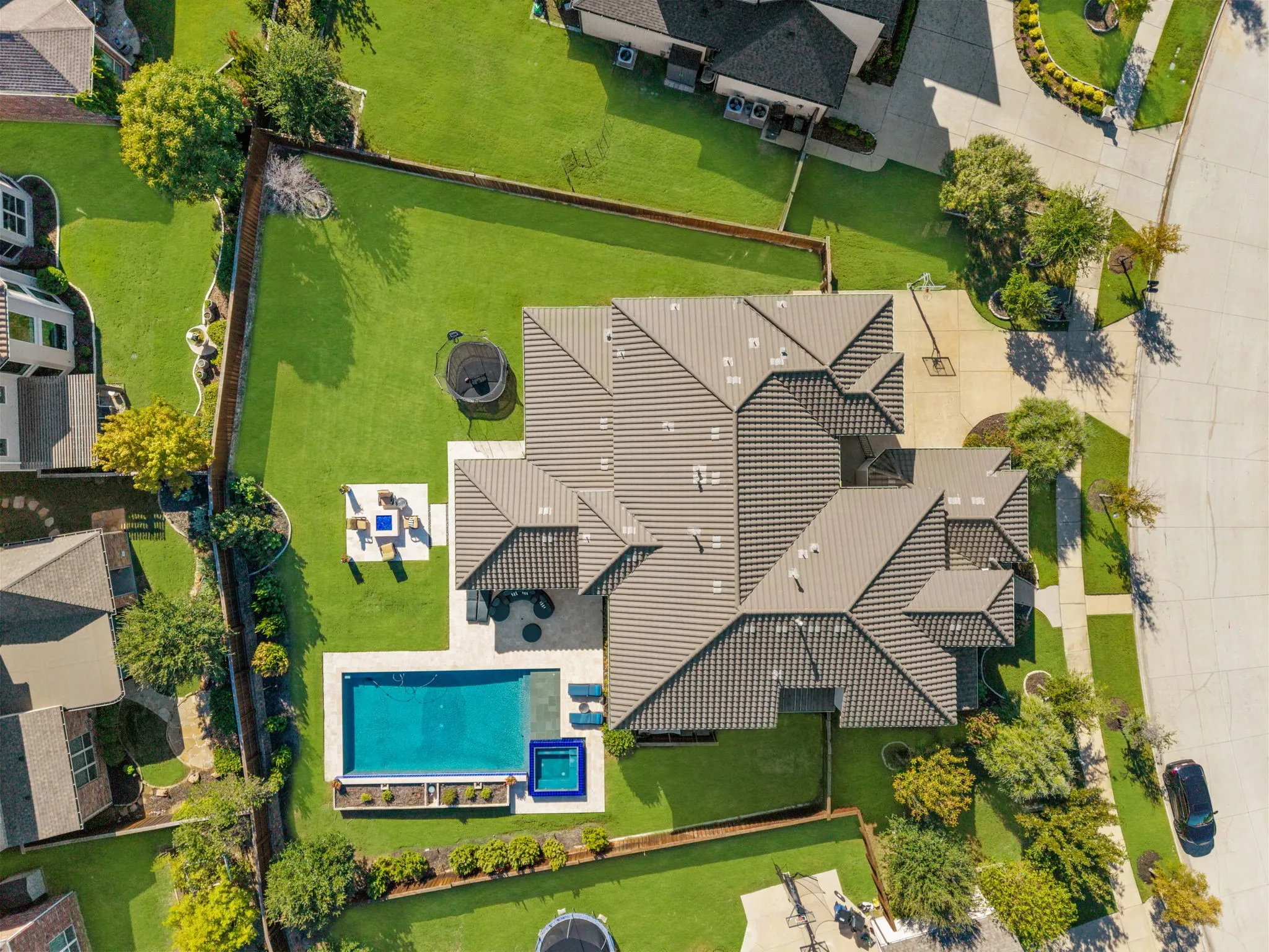 Single Family Residence For Sale in Denton County , 1207 Holford Drive, Frisco, Texas 75036, 5 Bedroom, 5 Bathroom, 4 Garage spaces, 5,652 Sqft, built in 2017, mls#21407516, Real Estate Agent in Frisco, Homes For Sale in Denton county, Homes For Sale in Frisco, Realtor in Frisco Texas, Real Estate Brokerage Independent Realty Texas, Luminita Cordes Realtor