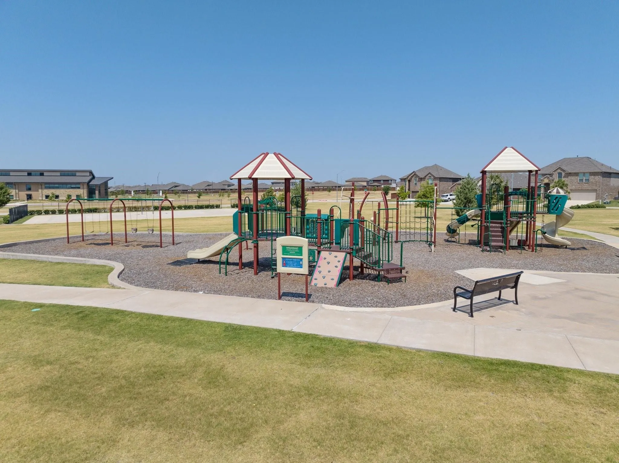 Single Family Residence For Sale in Tarrant County , 9220 Bronze Meadow Drive, Fort Worth, Texas 76131, 5 Bedroom, 3 Bathroom, 2 Garage spaces, 2,473 Sqft, built in 2017, mls#21408751, Real Estate Agent in Fort Worth, Homes For Sale in Tarrant county, Homes For Sale in Fort Worth, Realtor in Fort Worth Texas, Real Estate Brokerage Independent Realty Texas, Luminita Cordes Realtor