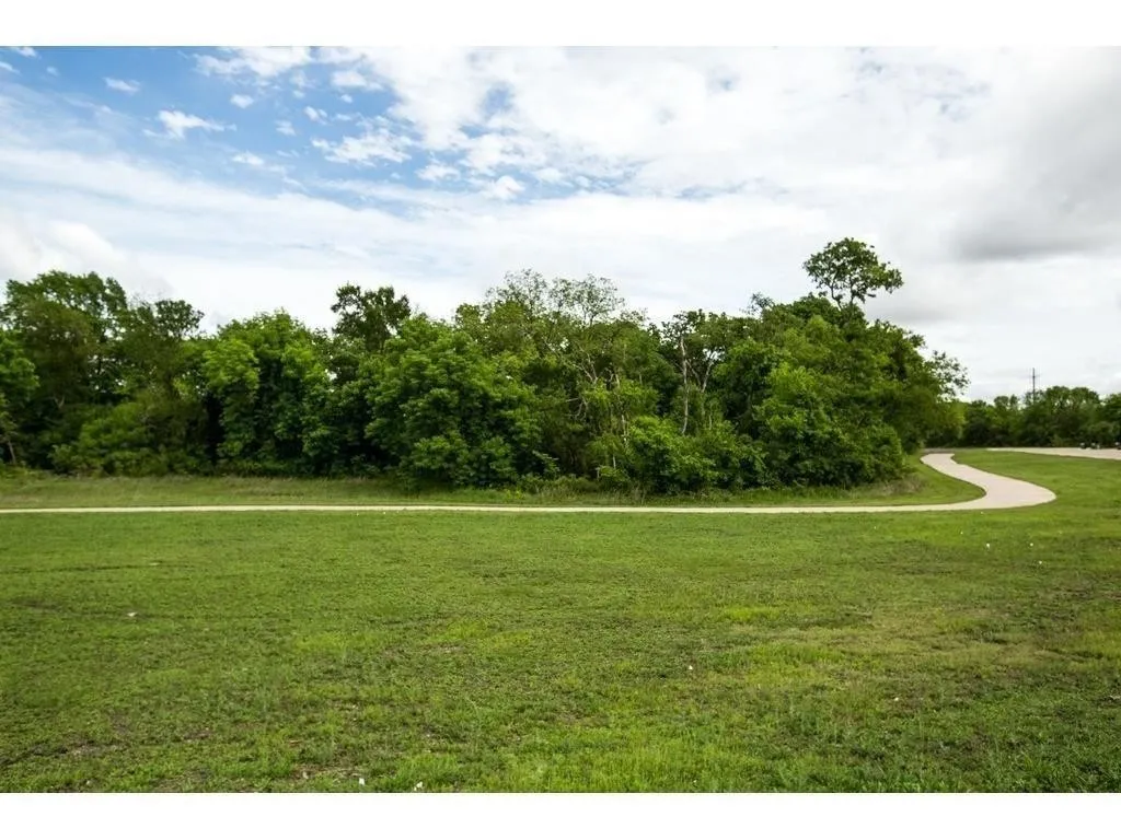 Single Family Residence For Rent in Collin County , 867 Llano Drive, Allen, Texas 75013, 3 Bedroom, 3 Bathroom, 2 Garage spaces, 1,889 Sqft, built in 2011, mls#21407541, Real Estate Agent in Allen, Homes For Rent in Collin county, Homes For Rent in Allen, Realtor in Allen Texas, Real Estate Brokerage Independent Realty Texas, Luminita Cordes Realtor