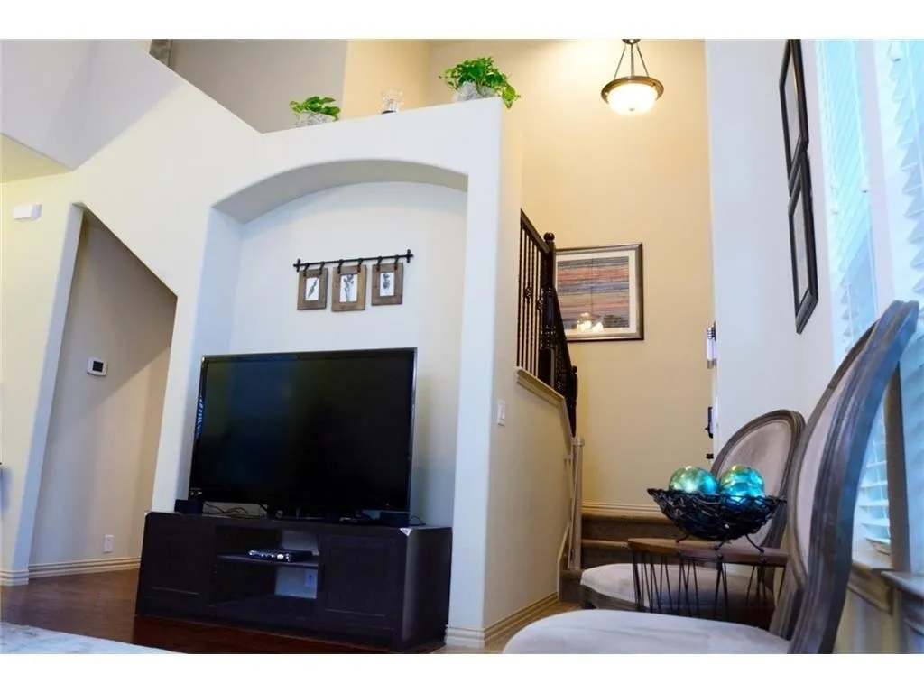 Single Family Residence For Rent in Collin County , 867 Llano Drive, Allen, Texas 75013, 3 Bedroom, 3 Bathroom, 2 Garage spaces, 1,889 Sqft, built in 2011, mls#21407541, Real Estate Agent in Allen, Homes For Rent in Collin county, Homes For Rent in Allen, Realtor in Allen Texas, Real Estate Brokerage Independent Realty Texas, Luminita Cordes Realtor