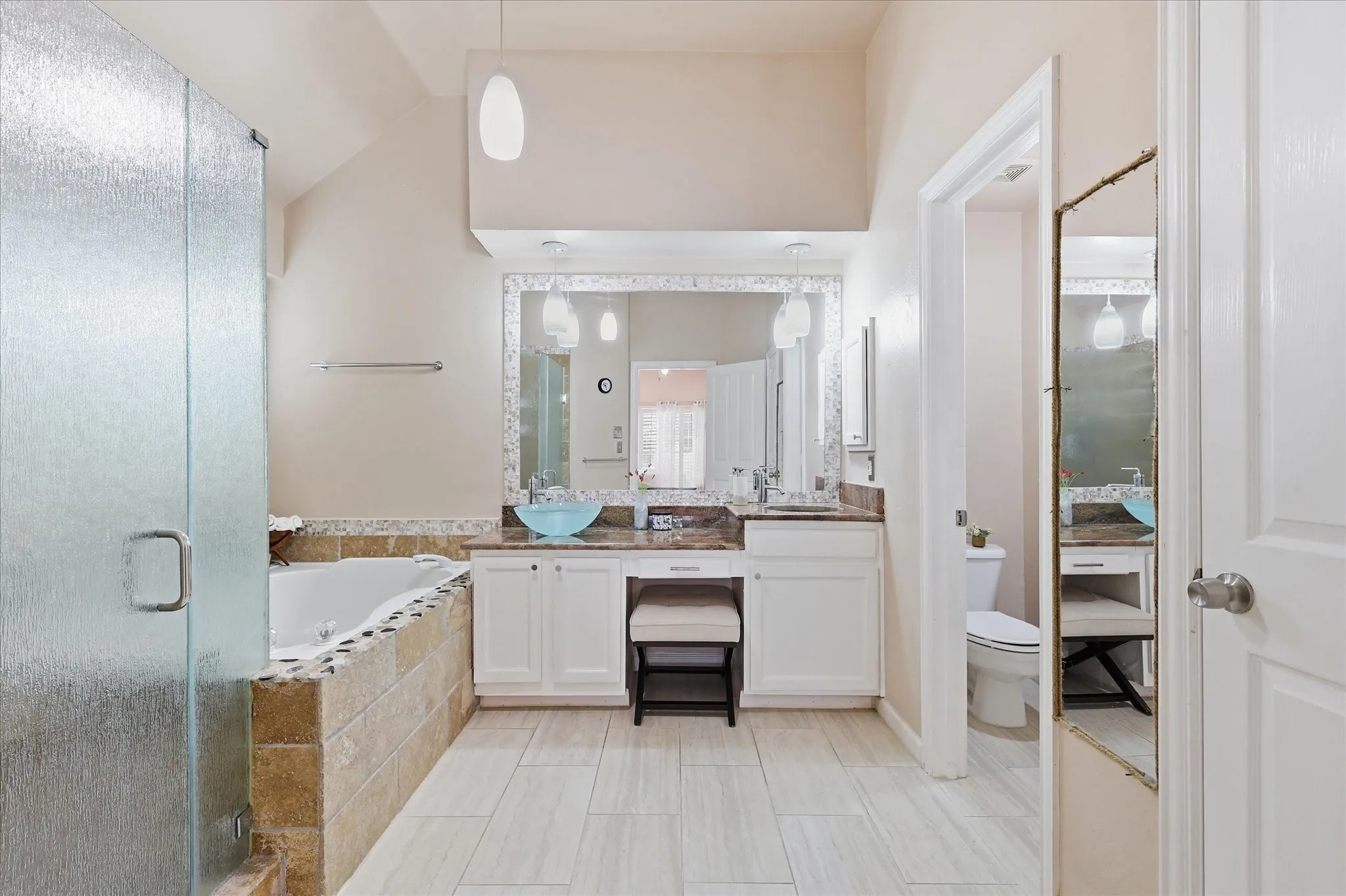 Single Family Residence For Rent in Dallas County , 9427 Ponderosa Trail, Irving, Texas 75063, 3 Bedroom, 2 Bathroom, 2 Garage spaces, 1,699 Sqft, built in 1997, mls#21409226, Real Estate Agent in Irving, Homes For Rent in Dallas county, Homes For Rent in Irving, Realtor in Irving Texas, Real Estate Brokerage Independent Realty Texas, Luminita Cordes Realtor