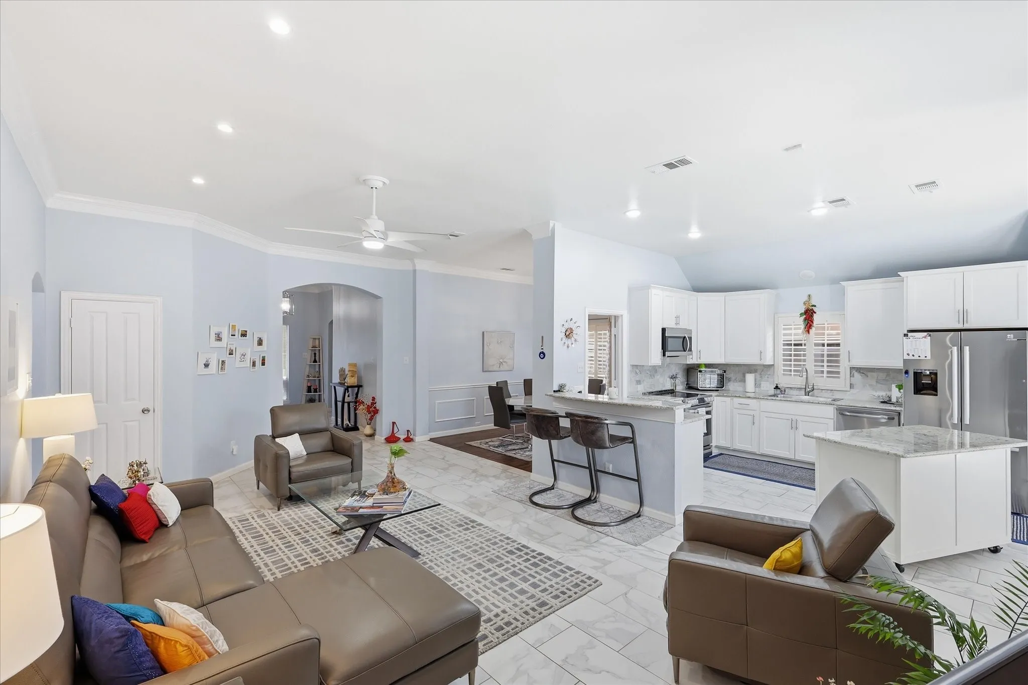 Single Family Residence For Rent