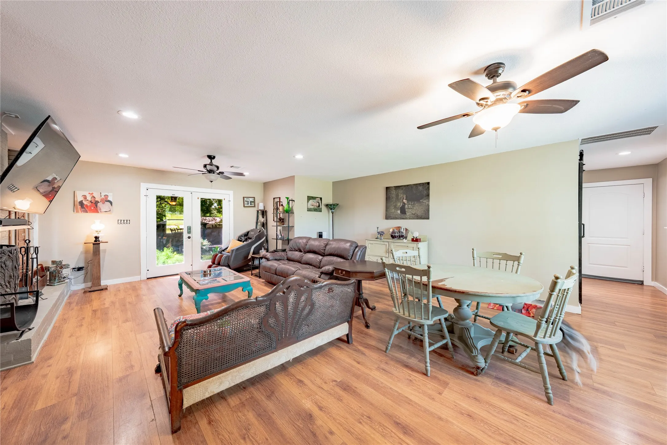 Single Family Residence For Sale
