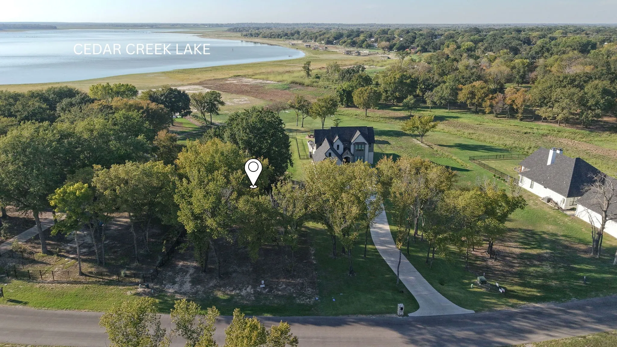 Unimproved Land For Sale in Kaufman County , 1514 Shoreline Drive, Mabank, Texas 75143, 0, 0, Garage spaces, 0 Sqft, built in 0, mls#21408510, Real Estate Agent in Mabank, Homes For Sale in Kaufman county, Homes For Sale in Mabank, Realtor in Mabank Texas, Real Estate Brokerage Independent Realty Texas, Luminita Cordes Realtor