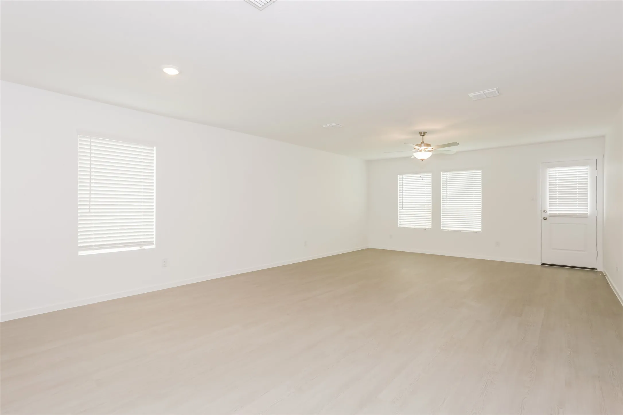Single Family Residence For Rent in Tarrant County , 1309 Buckaroo Boulevard, Haslet, Texas 76052, 3 Bedroom, 2 Bathroom, 2 Garage spaces, 1,522 Sqft, built in 2026, mls#21409237, Real Estate Agent in Haslet, Homes For Rent in Tarrant county, Homes For Rent in Haslet, Realtor in Haslet Texas, Real Estate Brokerage Independent Realty Texas, Luminita Cordes Realtor