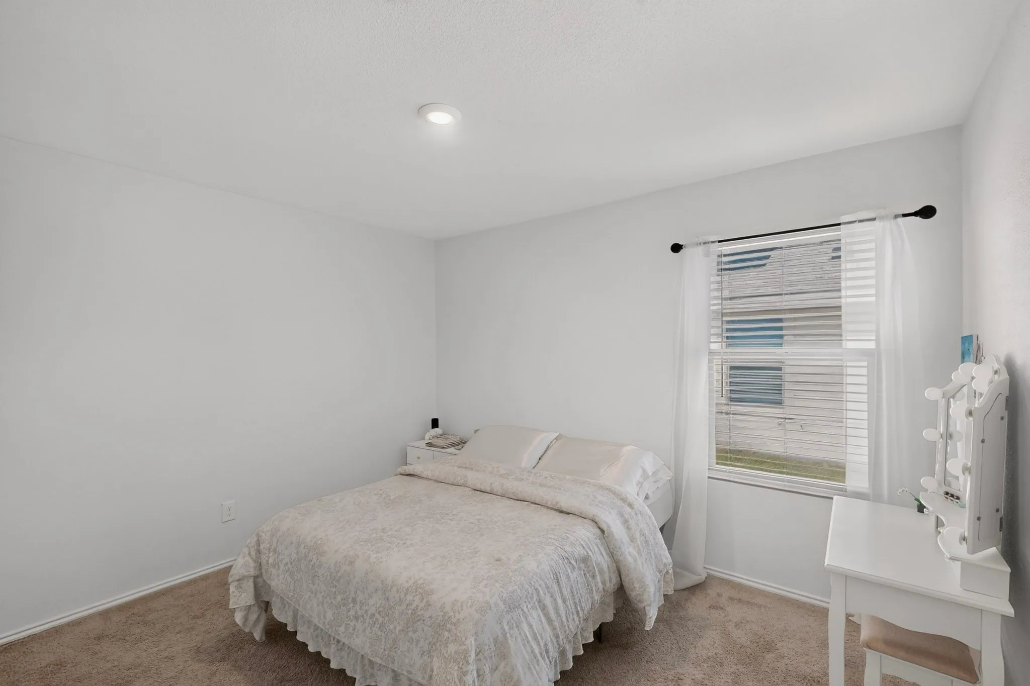 Single Family Residence For Sale in Tarrant County , 6101 Bell Springs Street, Fort Worth, Texas 76123, 4 Bedroom, 2 Bathroom, 2 Garage spaces, 1,690 Sqft, built in 2020, mls#21407169, Real Estate Agent in Fort Worth, Homes For Sale in Tarrant county, Homes For Sale in Fort Worth, Realtor in Fort Worth Texas, Real Estate Brokerage Independent Realty Texas, Luminita Cordes Realtor