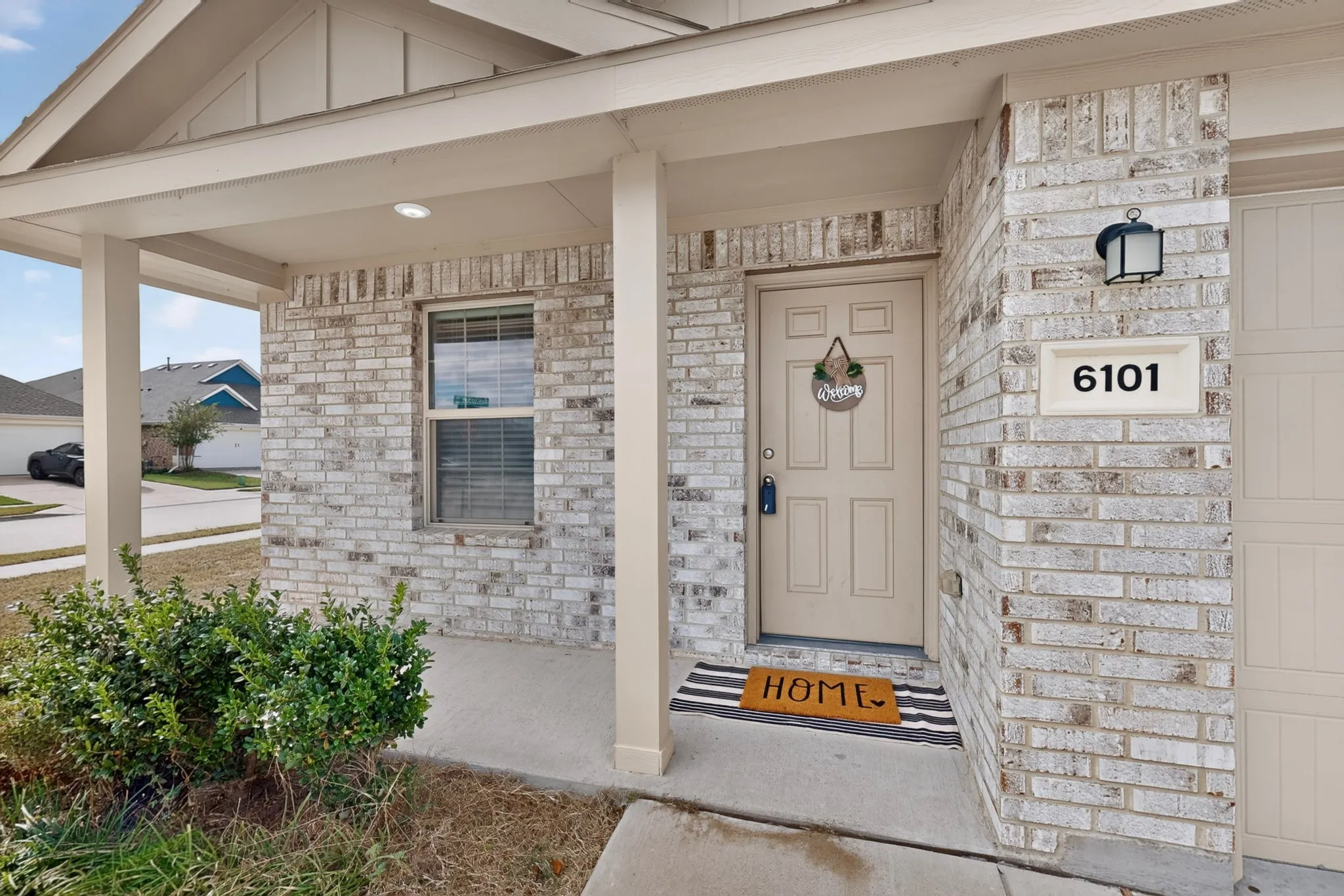 Single Family Residence For Sale in Tarrant County , 6101 Bell Springs Street, Fort Worth, Texas 76123, 4 Bedroom, 2 Bathroom, 2 Garage spaces, 1,690 Sqft, built in 2020, mls#21407169, Real Estate Agent in Fort Worth, Homes For Sale in Tarrant county, Homes For Sale in Fort Worth, Realtor in Fort Worth Texas, Real Estate Brokerage Independent Realty Texas, Luminita Cordes Realtor