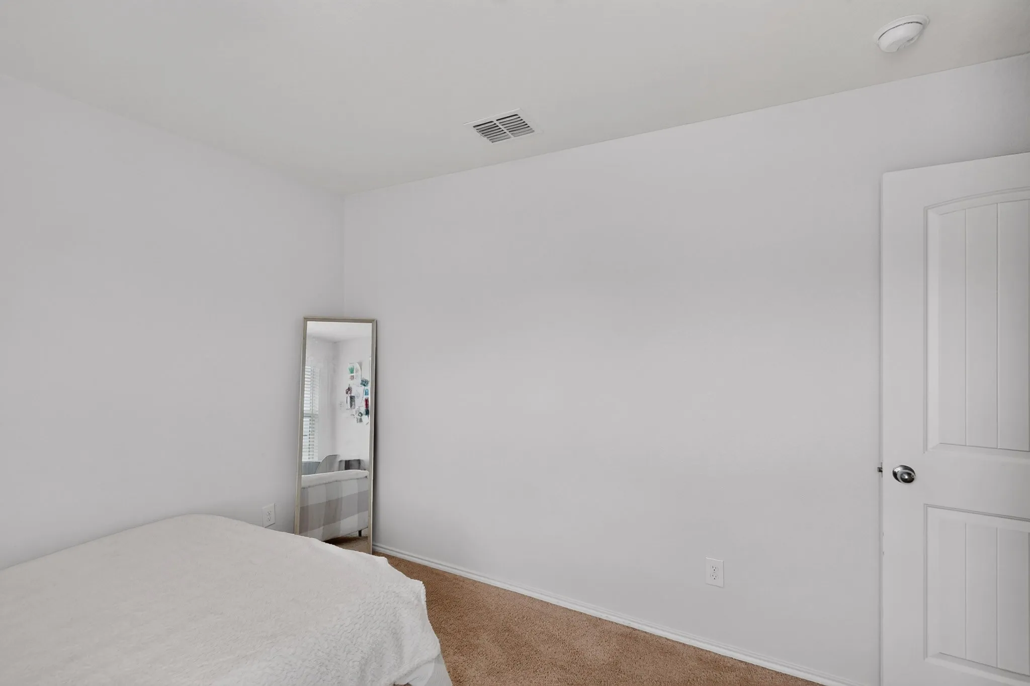 Single Family Residence For Sale in Tarrant County , 6101 Bell Springs Street, Fort Worth, Texas 76123, 4 Bedroom, 2 Bathroom, 2 Garage spaces, 1,690 Sqft, built in 2020, mls#21407169, Real Estate Agent in Fort Worth, Homes For Sale in Tarrant county, Homes For Sale in Fort Worth, Realtor in Fort Worth Texas, Real Estate Brokerage Independent Realty Texas, Luminita Cordes Realtor