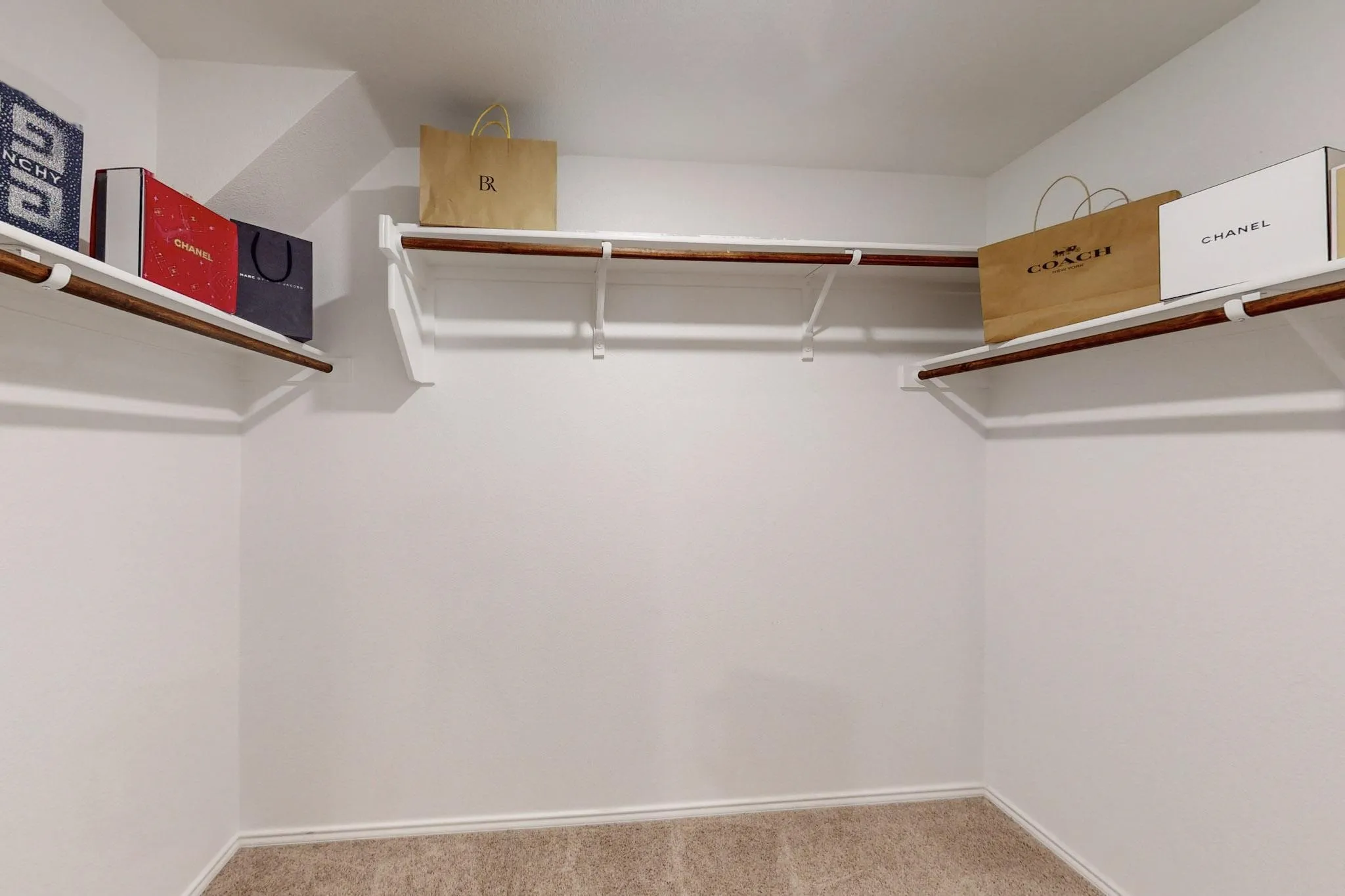 Single Family Residence For Sale in Tarrant County , 6101 Bell Springs Street, Fort Worth, Texas 76123, 4 Bedroom, 2 Bathroom, 2 Garage spaces, 1,690 Sqft, built in 2020, mls#21407169, Real Estate Agent in Fort Worth, Homes For Sale in Tarrant county, Homes For Sale in Fort Worth, Realtor in Fort Worth Texas, Real Estate Brokerage Independent Realty Texas, Luminita Cordes Realtor