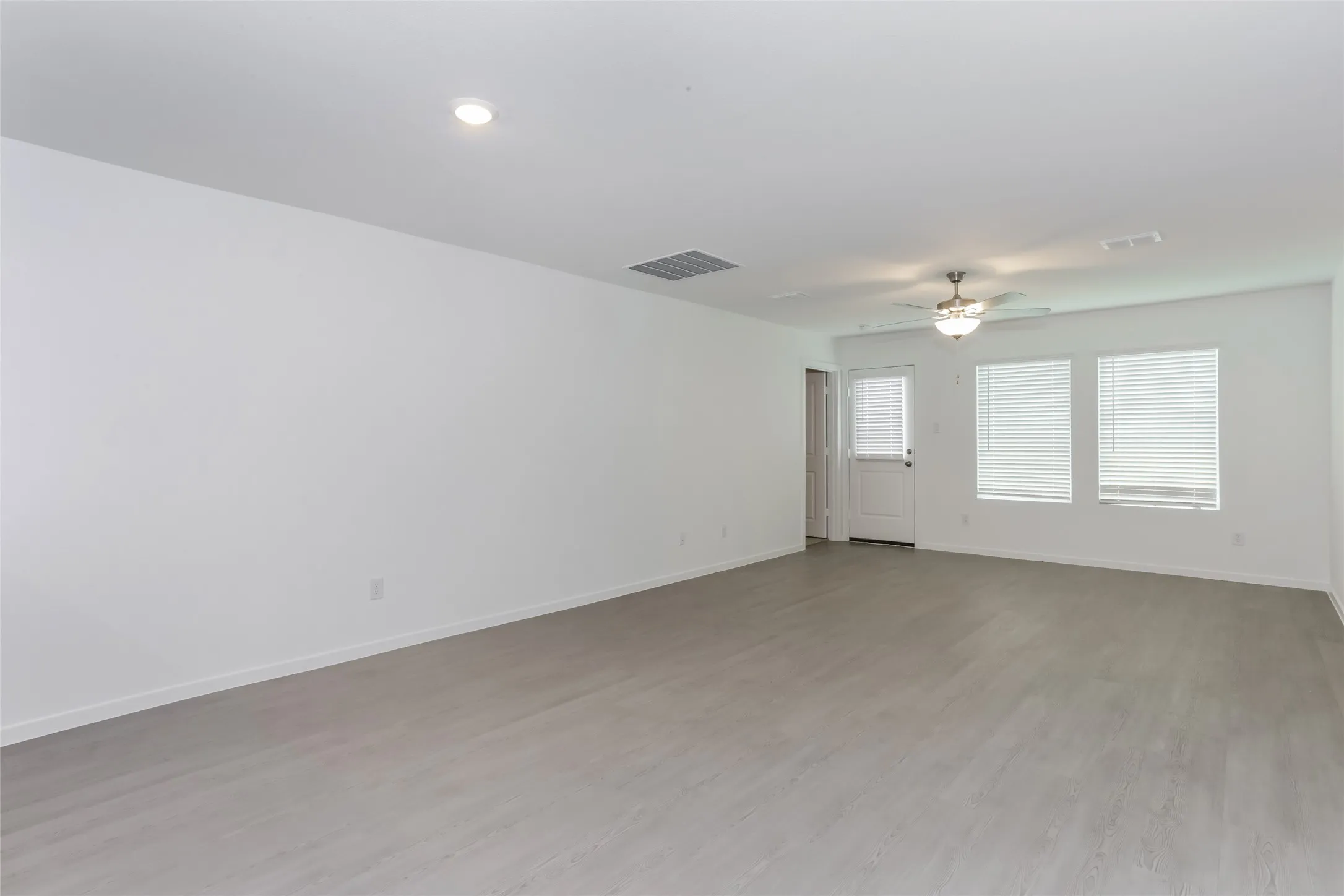 Single Family Residence For Rent in Tarrant County , 1301 Buckaroo Boulevard, Haslet, Texas 76052, 3 Bedroom, 2 Bathroom, 2 Garage spaces, 1,451 Sqft, built in 2026, mls#21409258, Real Estate Agent in Haslet, Homes For Rent in Tarrant county, Homes For Rent in Haslet, Realtor in Haslet Texas, Real Estate Brokerage Independent Realty Texas, Luminita Cordes Realtor
