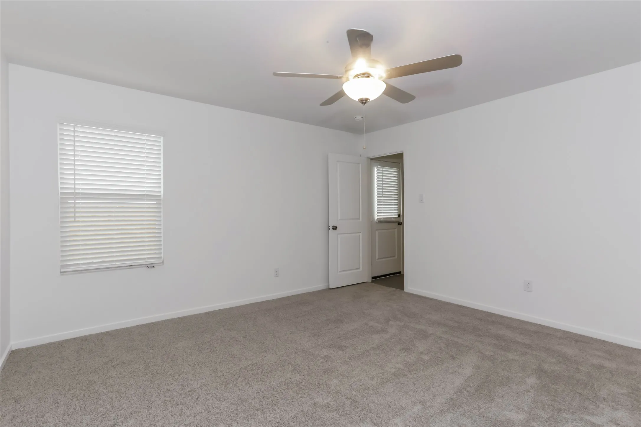 Single Family Residence For Rent in Tarrant County , 1312 Amapola Drive, Haslet, Texas 76052, 3 Bedroom, 2 Bathroom, 2 Garage spaces, 1,451 Sqft, built in 2026, mls#21409259, Real Estate Agent in Haslet, Homes For Rent in Tarrant county, Homes For Rent in Haslet, Realtor in Haslet Texas, Real Estate Brokerage Independent Realty Texas, Luminita Cordes Realtor