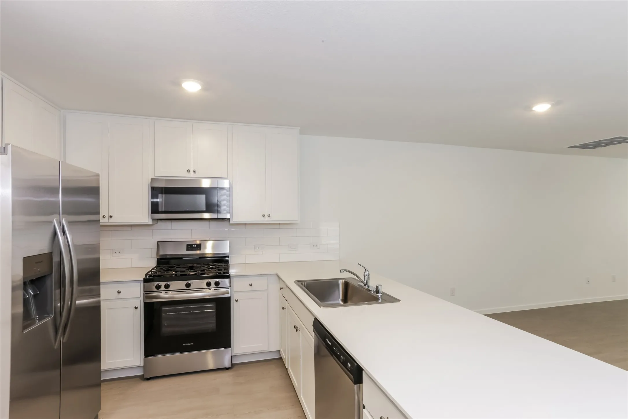 Single Family Residence For Rent in Tarrant County , 1312 Amapola Drive, Haslet, Texas 76052, 3 Bedroom, 2 Bathroom, 2 Garage spaces, 1,451 Sqft, built in 2026, mls#21409259, Real Estate Agent in Haslet, Homes For Rent in Tarrant county, Homes For Rent in Haslet, Realtor in Haslet Texas, Real Estate Brokerage Independent Realty Texas, Luminita Cordes Realtor