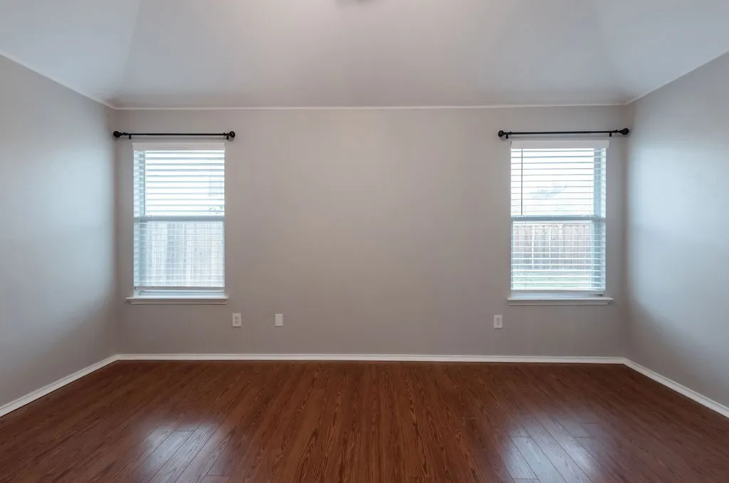 Single Family Residence For Rent in Tarrant County , 12136 Lamington Drive, Fort Worth, Texas 76244, 4 Bedroom, 2 Bathroom, 2 Garage spaces, 1,824 Sqft, built in 2003, mls#21407655, Real Estate Agent in Fort Worth, Homes For Rent in Tarrant county, Homes For Rent in Fort Worth, Realtor in Fort Worth Texas, Real Estate Brokerage Independent Realty Texas, Luminita Cordes Realtor