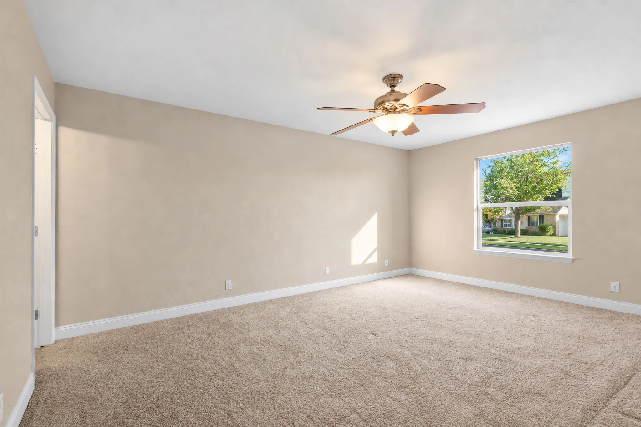 Single Family Residence For Sale in Mc Lennan County , 1315 Chapel Downs Road, Waco, Texas 76712, 3 Bedroom, 2 Bathroom, 2 Garage spaces, 1,416 Sqft, built in 1984, mls#21409129, Real Estate Agent in Waco, Homes For Sale in Mc Lennan county, Homes For Sale in Waco, Realtor in Waco Texas, Real Estate Brokerage Independent Realty Texas, Luminita Cordes Realtor