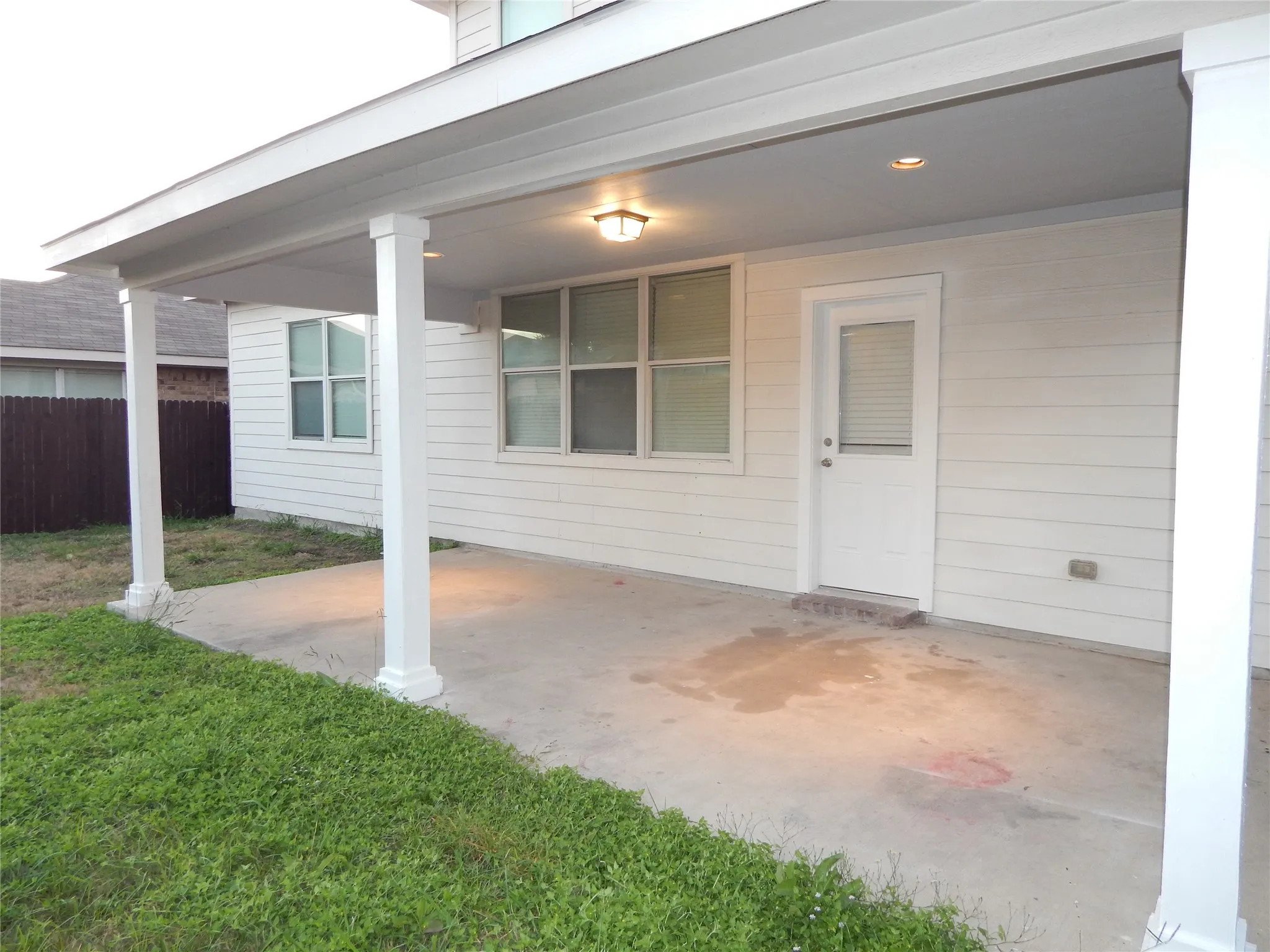 Single Family Residence For Sale in Kaufman County , 1008 Camp Verde Drive, Forney, Texas 75126, 4 Bedroom, 3 Bathroom, 2 Garage spaces, 2,435 Sqft, built in 2006, mls#21409276, Real Estate Agent in Forney, Homes For Sale in Kaufman county, Homes For Sale in Forney, Realtor in Forney Texas, Real Estate Brokerage Independent Realty Texas, Luminita Cordes Realtor