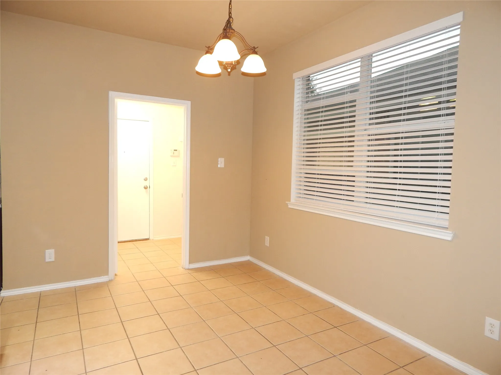 Single Family Residence For Sale in Kaufman County , 1008 Camp Verde Drive, Forney, Texas 75126, 4 Bedroom, 3 Bathroom, 2 Garage spaces, 2,435 Sqft, built in 2006, mls#21409276, Real Estate Agent in Forney, Homes For Sale in Kaufman county, Homes For Sale in Forney, Realtor in Forney Texas, Real Estate Brokerage Independent Realty Texas, Luminita Cordes Realtor