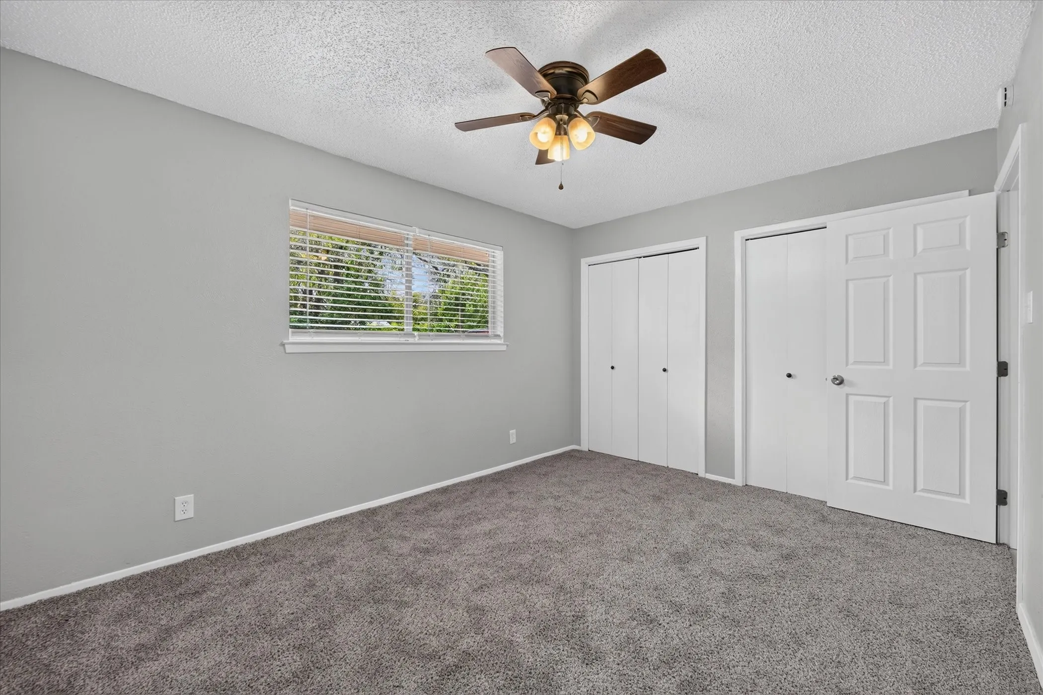 Single Family Residence For Rent in Denton County , 2023 N Bell Avenue, Denton, Texas 76209, 3 Bedroom, 2 Bathroom, Garage spaces, 1,476 Sqft, built in 1969, mls#21409279, Real Estate Agent in Denton, Homes For Rent in Denton county, Homes For Rent in Denton, Realtor in Denton Texas, Real Estate Brokerage Independent Realty Texas, Luminita Cordes Realtor
