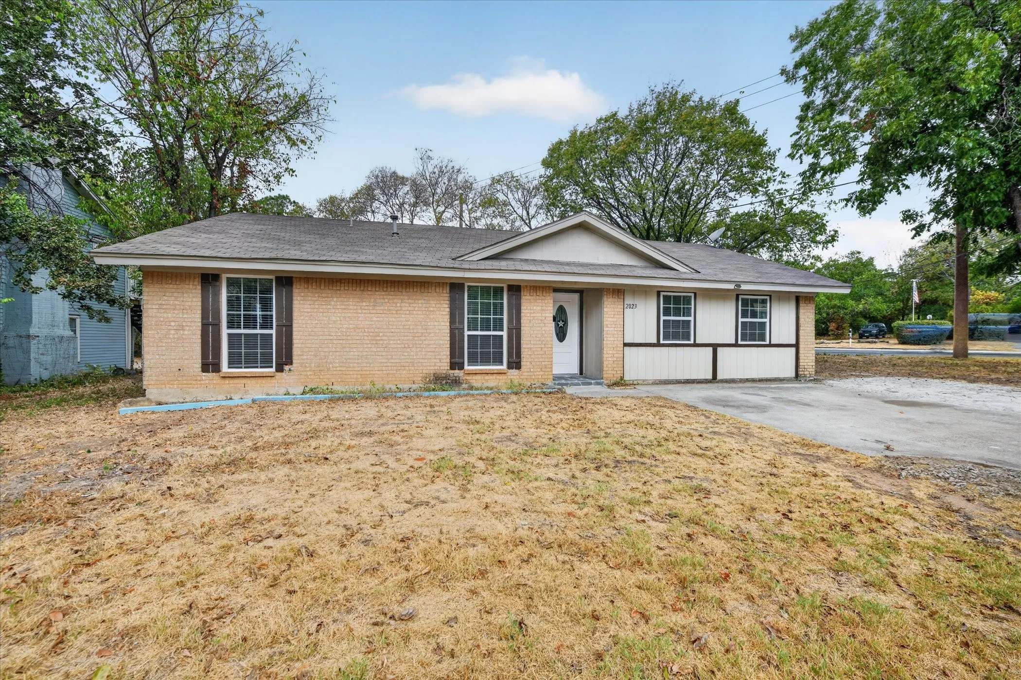 Single Family Residence For Rent