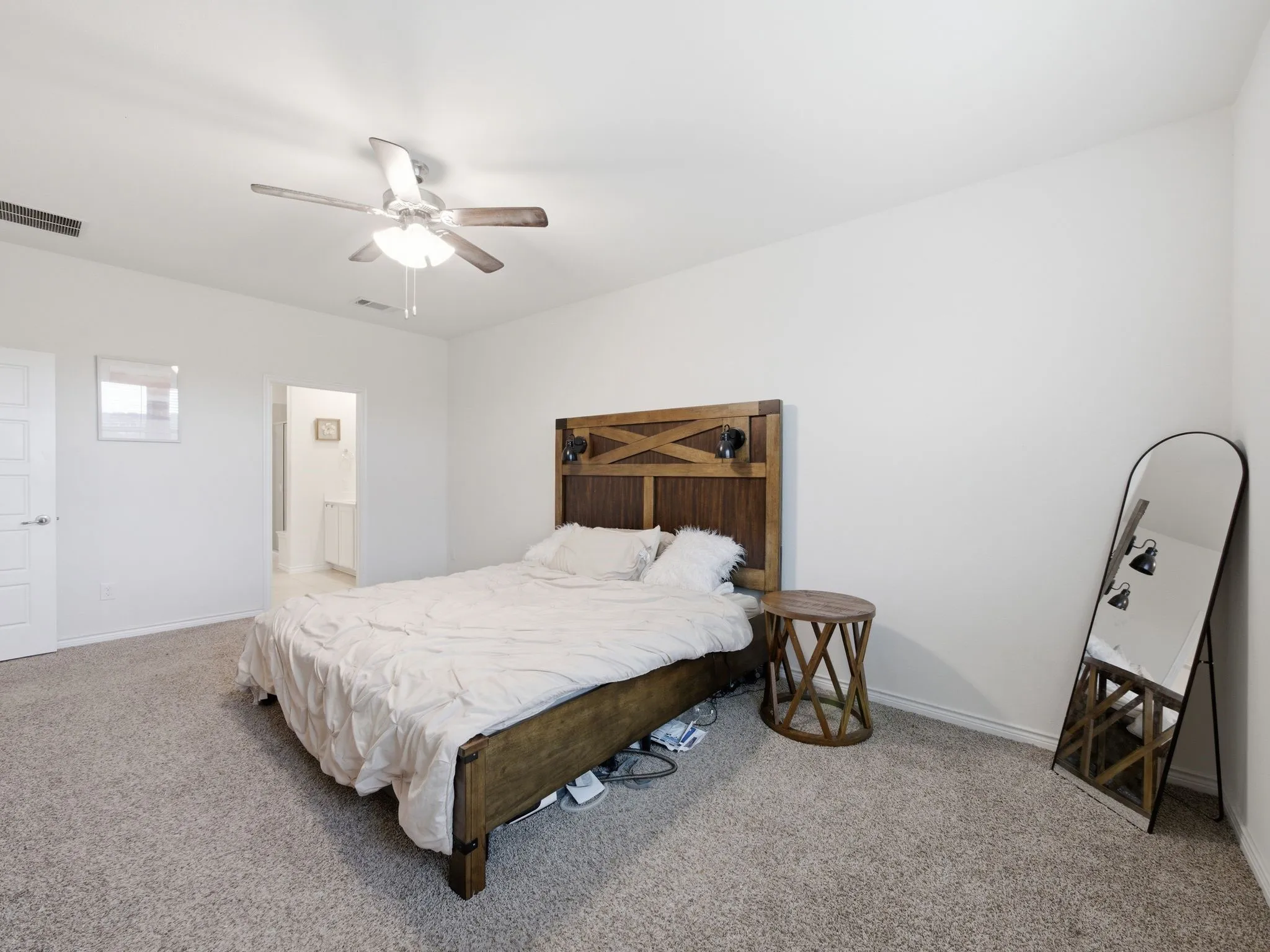Single Family Residence For Rent in Hunt County , 112 Kiskadee Trail, Caddo Mills, Texas 75135, 4 Bedroom, 3 Bathroom, 2 Garage spaces, 2,940 Sqft, built in 2023, mls#21409287, Real Estate Agent in Caddo Mills, Homes For Rent in Hunt county, Homes For Rent in Caddo Mills, Realtor in Caddo Mills Texas, Real Estate Brokerage Independent Realty Texas, Luminita Cordes Realtor