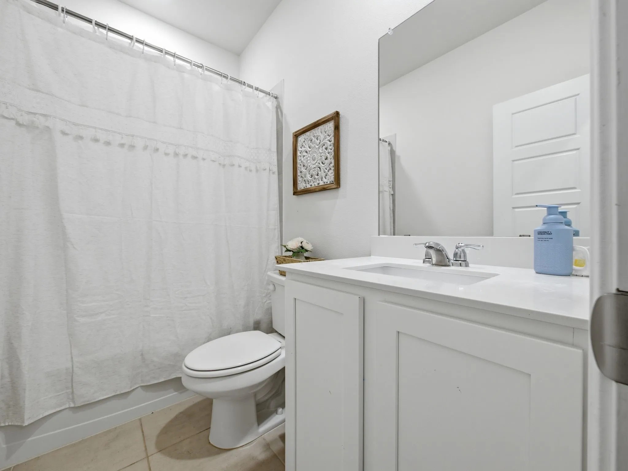 Single Family Residence For Rent in Hunt County , 112 Kiskadee Trail, Caddo Mills, Texas 75135, 4 Bedroom, 3 Bathroom, 2 Garage spaces, 2,940 Sqft, built in 2023, mls#21409287, Real Estate Agent in Caddo Mills, Homes For Rent in Hunt county, Homes For Rent in Caddo Mills, Realtor in Caddo Mills Texas, Real Estate Brokerage Independent Realty Texas, Luminita Cordes Realtor