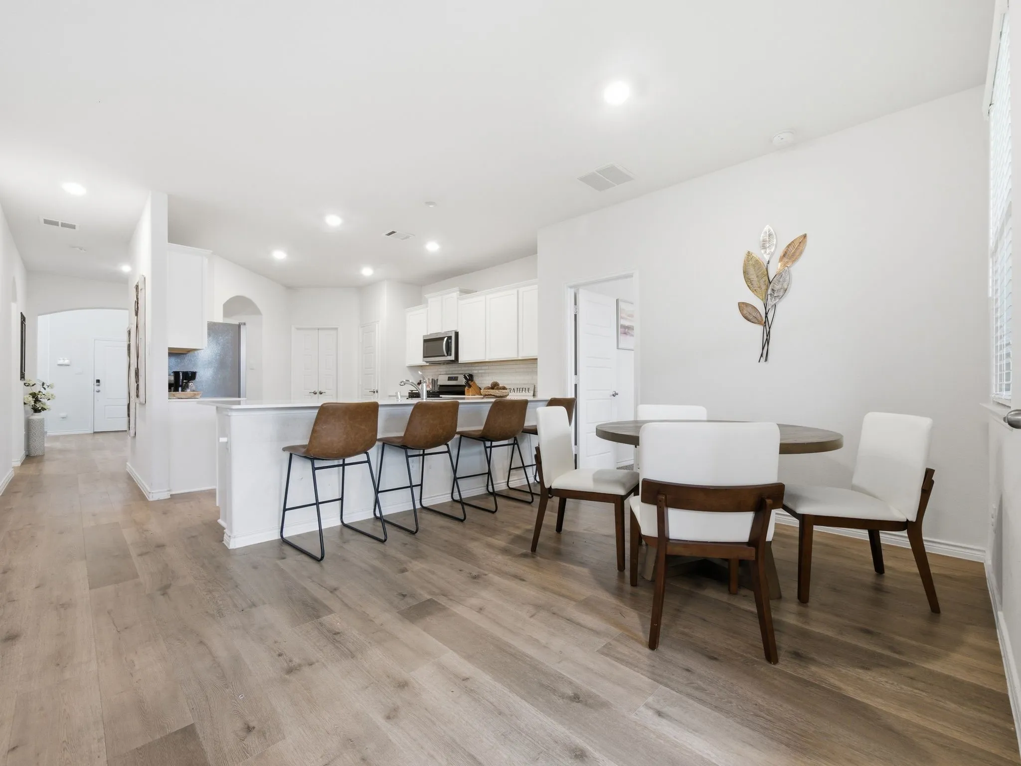 Single Family Residence For Rent in Hunt County , 112 Kiskadee Trail, Caddo Mills, Texas 75135, 4 Bedroom, 3 Bathroom, 2 Garage spaces, 2,940 Sqft, built in 2023, mls#21409287, Real Estate Agent in Caddo Mills, Homes For Rent in Hunt county, Homes For Rent in Caddo Mills, Realtor in Caddo Mills Texas, Real Estate Brokerage Independent Realty Texas, Luminita Cordes Realtor