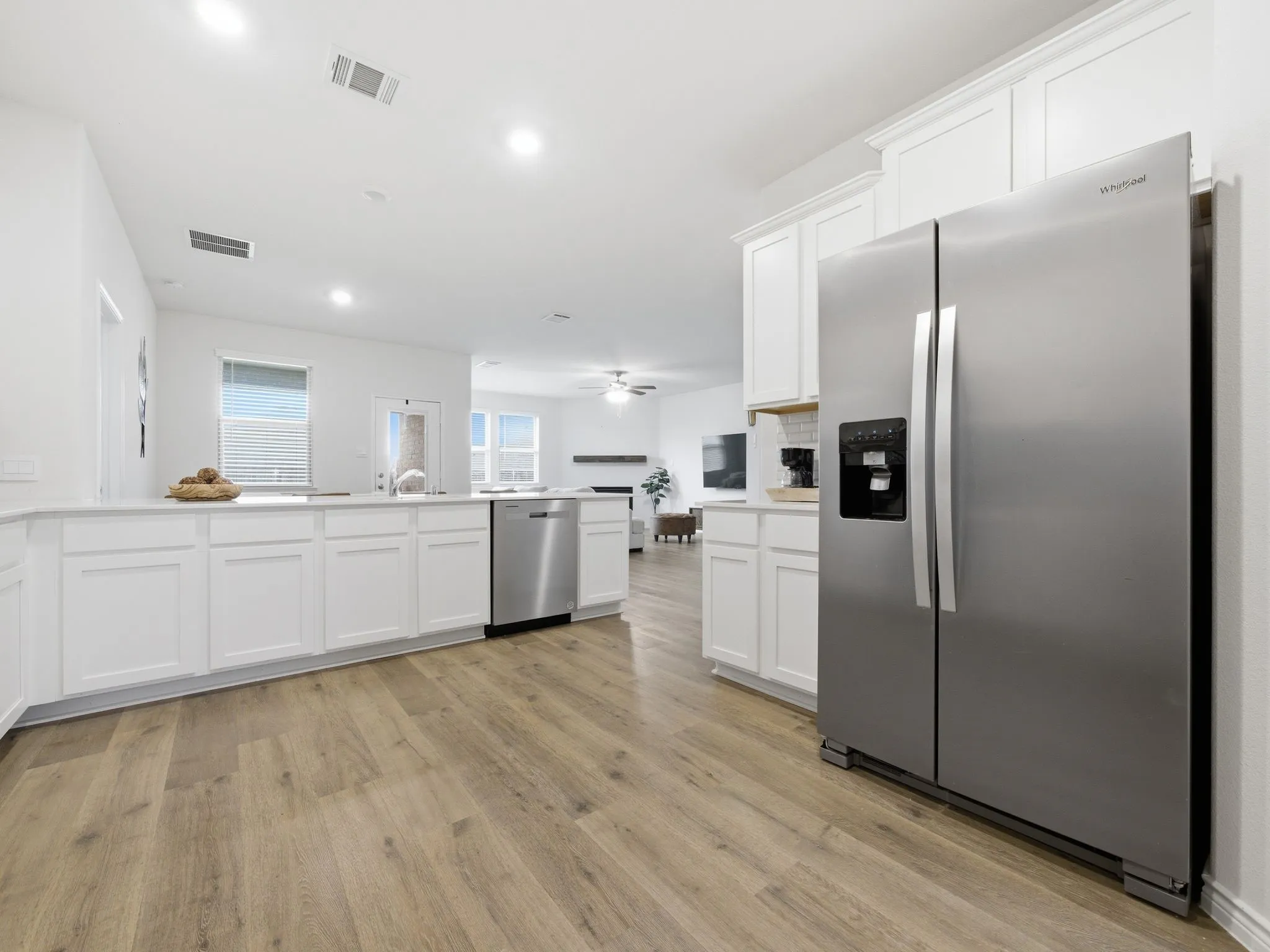 Single Family Residence For Rent in Hunt County , 112 Kiskadee Trail, Caddo Mills, Texas 75135, 4 Bedroom, 3 Bathroom, 2 Garage spaces, 2,940 Sqft, built in 2023, mls#21409287, Real Estate Agent in Caddo Mills, Homes For Rent in Hunt county, Homes For Rent in Caddo Mills, Realtor in Caddo Mills Texas, Real Estate Brokerage Independent Realty Texas, Luminita Cordes Realtor