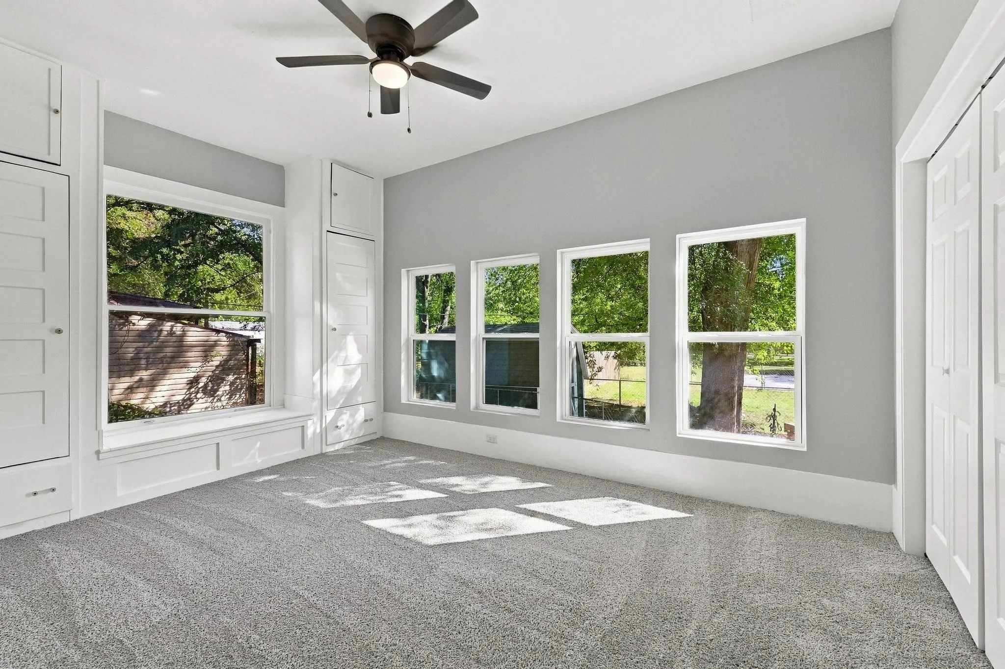 Single Family Residence For Sale in Grayson County , 512 E Main Street, Whitesboro, Texas 76273, 4 Bedroom, 2 Bathroom, Garage spaces, 2,064 Sqft, built in 1918, mls#21409294, Real Estate Agent in Whitesboro, Homes For Sale in Grayson county, Homes For Sale in Whitesboro, Realtor in Whitesboro Texas, Real Estate Brokerage Independent Realty Texas, Luminita Cordes Realtor